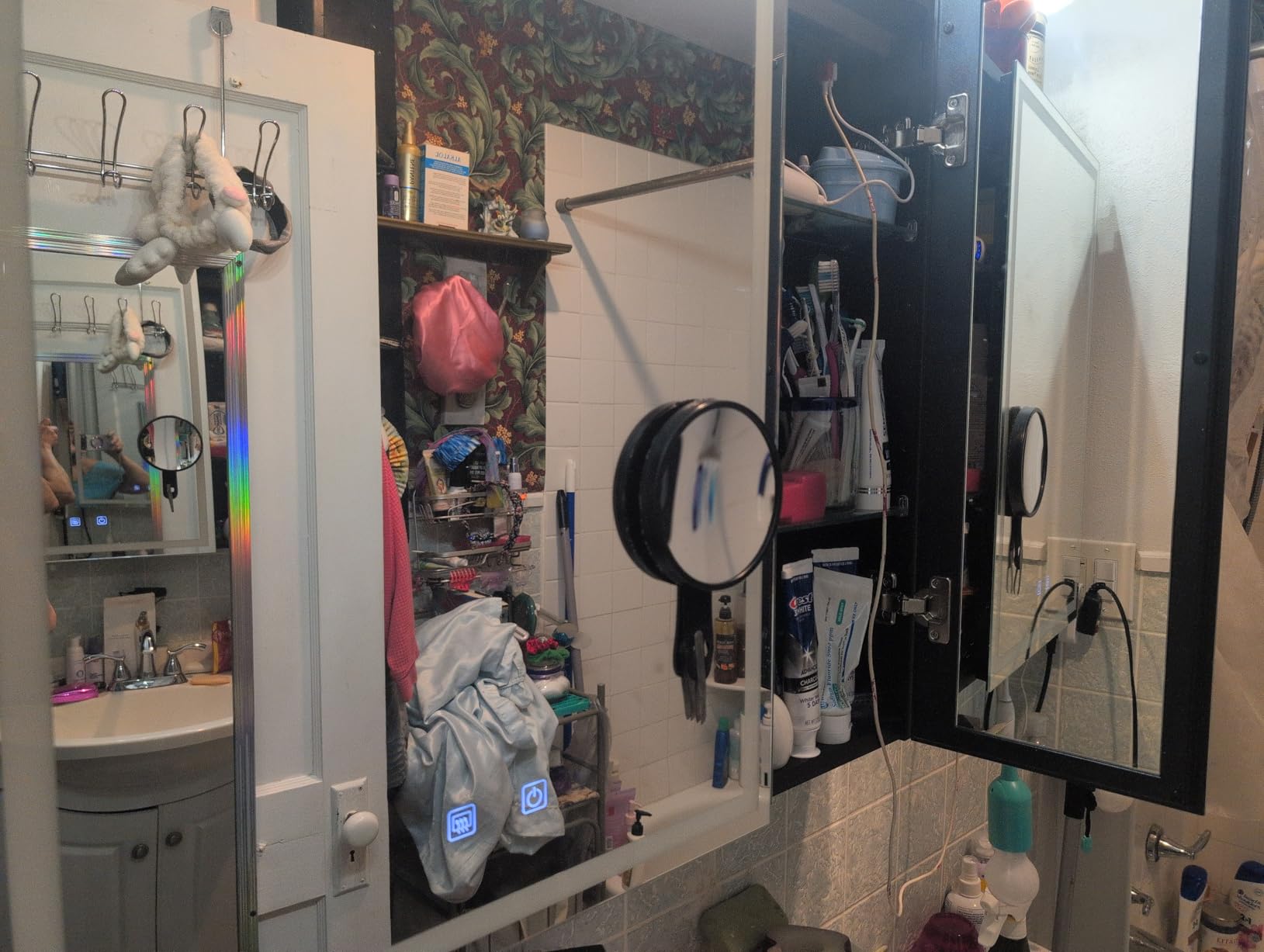 GANPE LED Lighted Bathroom Medicine Mirror Cabinet with Sockets & USBs, Anti-Fog Dimmable Light and Color Adjustment, Easy to Install Aluminum Cabinet (20 * 28 Left Hinge) customer photo 2