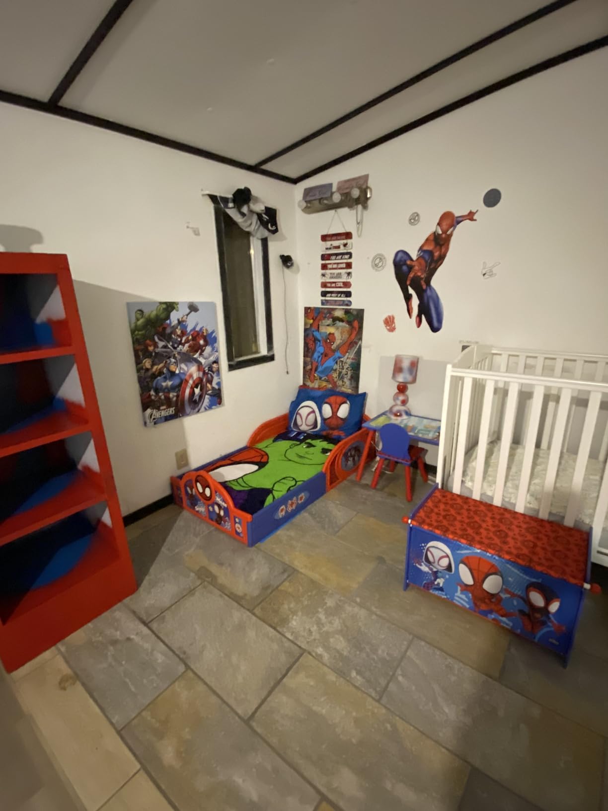 Delta Children - Marvel Spidey and His Amazing Friends 4-Piece Toddler Room-in-a-Box Set - Includes Sleep and Play Toddler Bed, Table, 1 Chair and Fabric Toy Box, Blue/Red customer photo 2