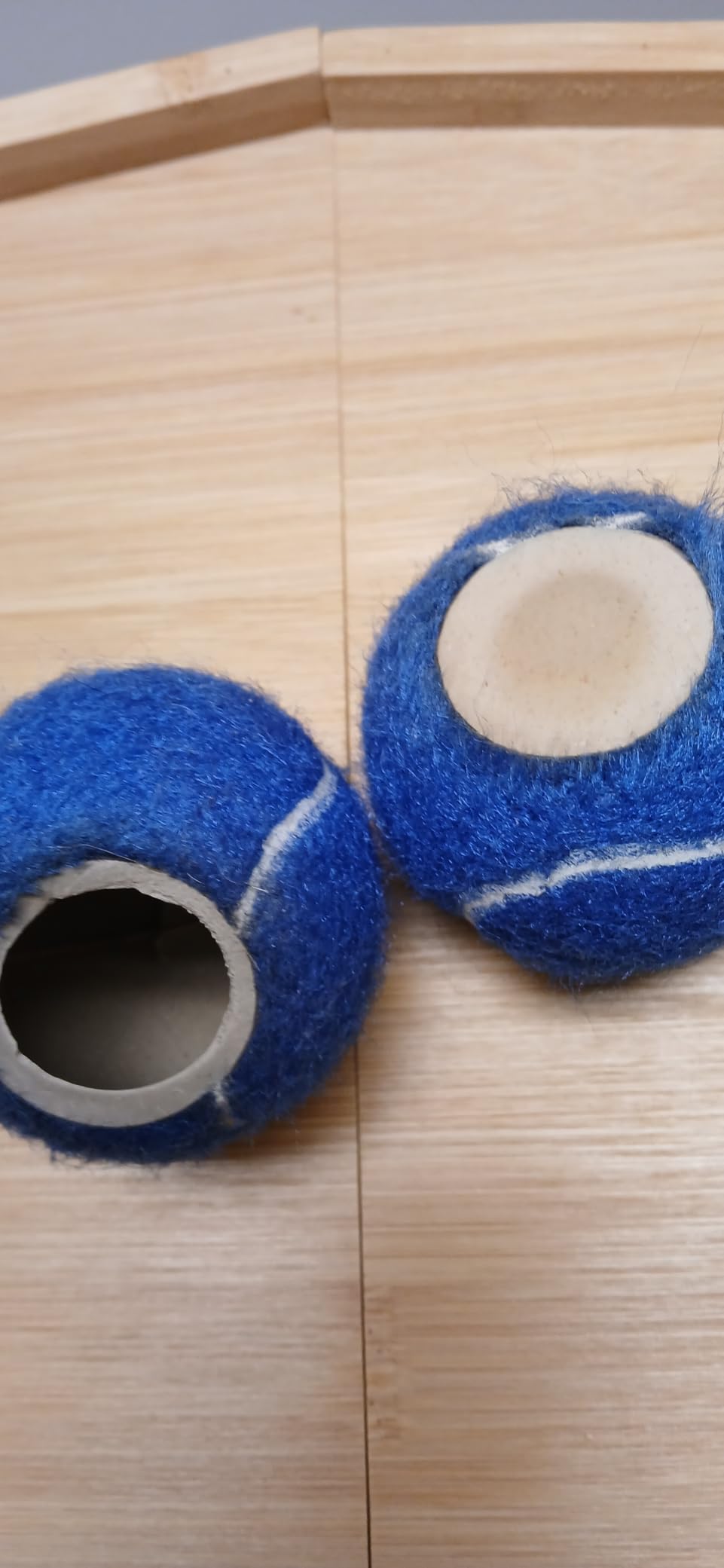 ANCKNE Walker Tennis Balls Precut Tennis Balls for Walkers 4PCS Walkers Legs Universal Precut Glide Balls, Heavy Duty Long Lasting Felt Pad Glide Coverings for Furniture Legs and Floor Protection customer photo 1