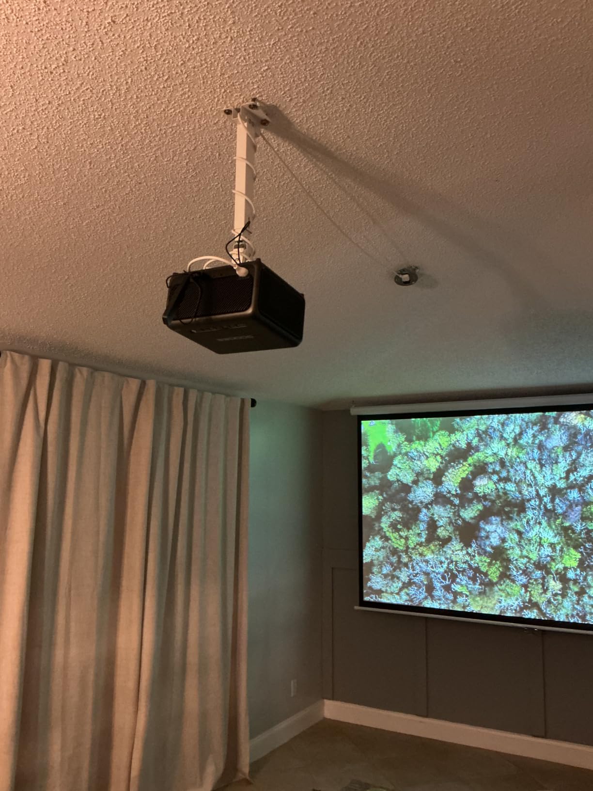 WALI Projector Ceiling Mount Tray, Height Adjustable Wall Mount Holder for Projectors, Hidden Cable Management, Fits Projectors up to 22lbs, 13.7 x 8.6 inch Platform, Black (PM-005-B) customer photo 2