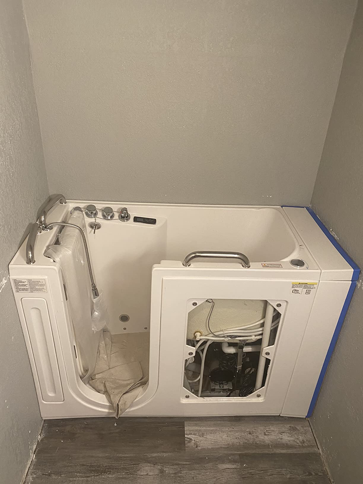 ANZZI Walk In Tub, 30 X 60 In, Right Drain, Air & Whirlpool Jets, 110v | Soothing Hydrotherapy 8 Adjustable And 4 Targeted Back, Integrated Grab Bars Slip Resistant Flooring customer photo 2