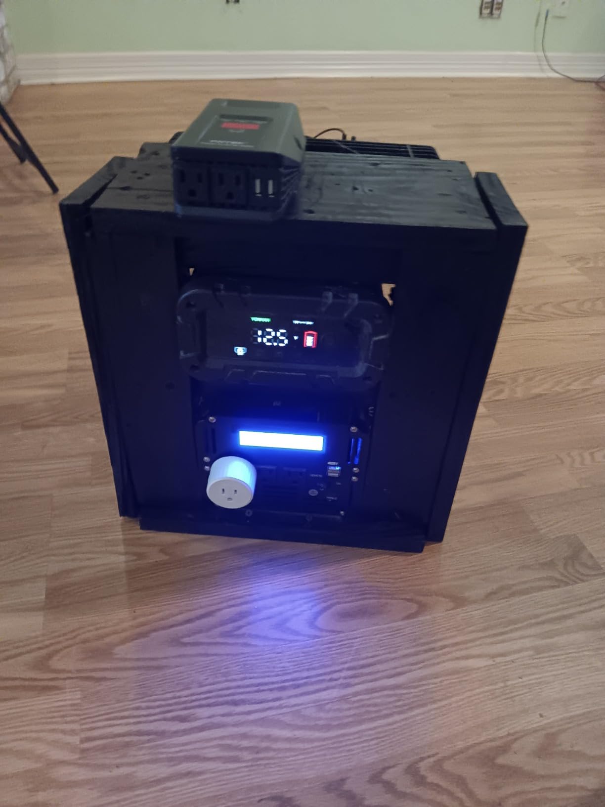 3000 Watt Modified Sine Wave Power Inverter, 12V DC to AC 110V/120V (Peak) 6000W Converter 3 Outlet Car Inverter with Remote Control and LED Display 3.4A USB Port customer photo 2