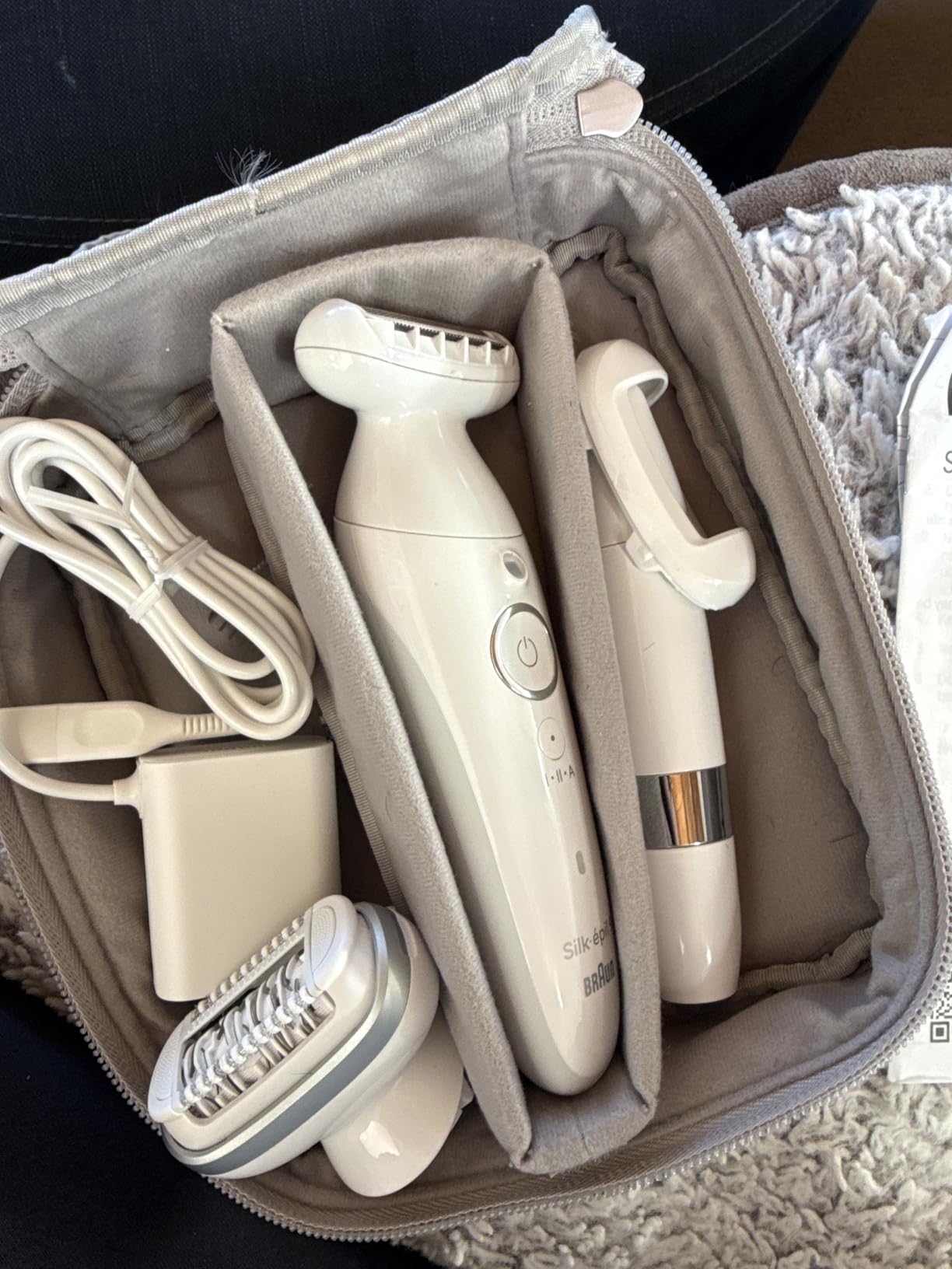 Braun Silk-épil 9 Epilator, Pivoting Head, Wet and Dry, Includes Body Trimmer, Shaver Head and Trimmer Comb, SES9-441 customer photo 1