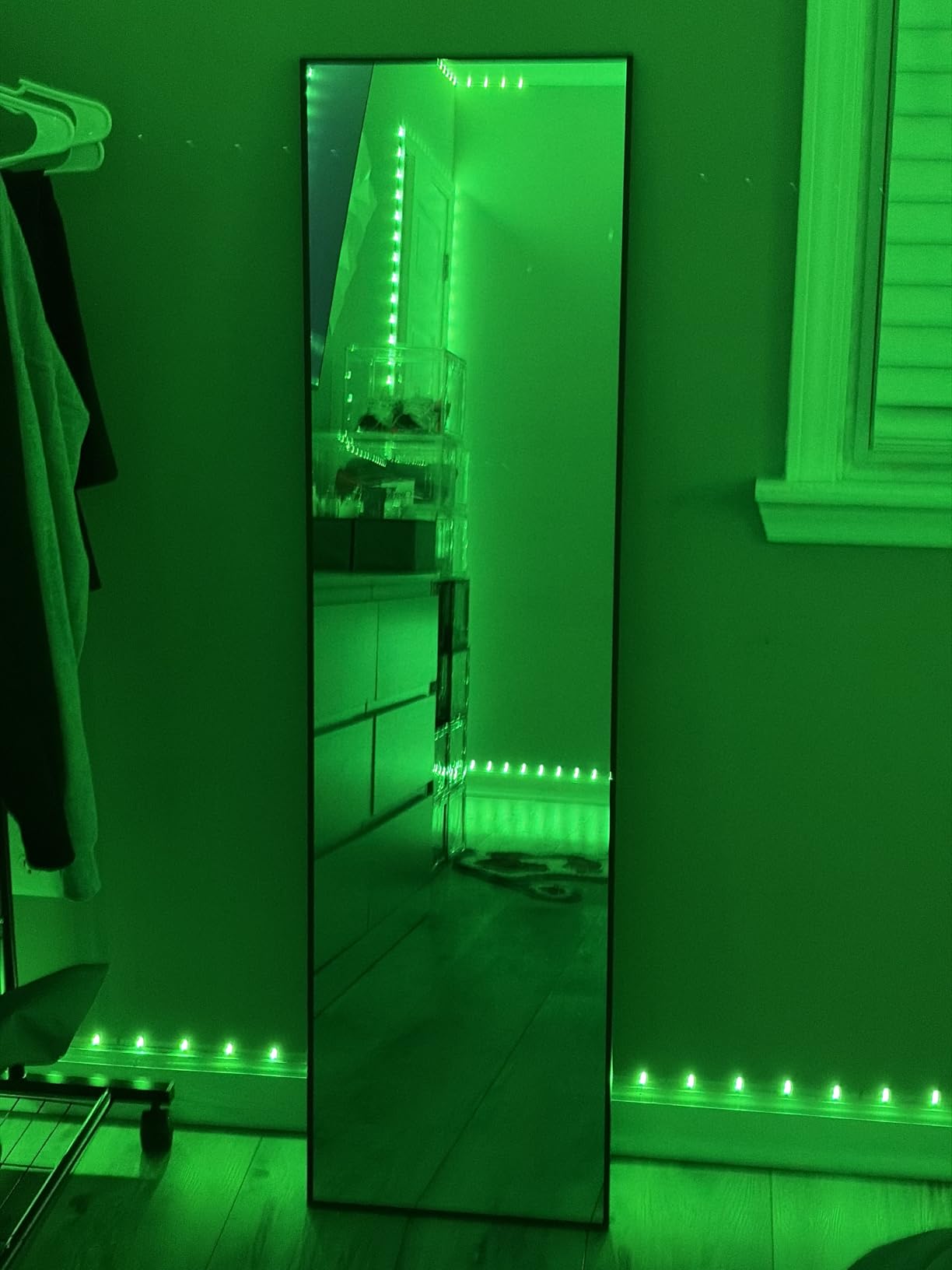 Delma Full Length Mirror with Stand, Black Floor Mirror | Aluminium alloy frame with HD float glass for distortion-free reflection. Free standing or wall mounted. customer photo 1