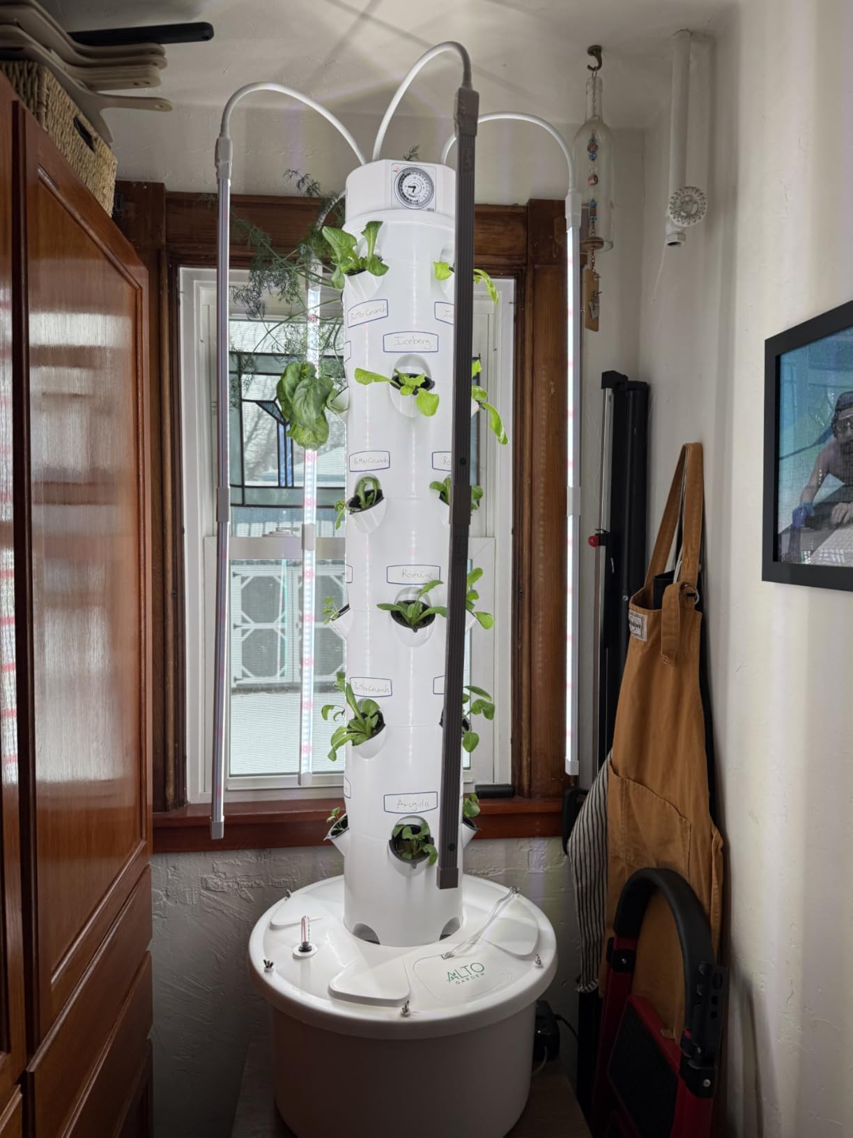 GX Hydroponic Tower | Vertical Planter Tower | Hydroponics Growing System Kit | Food Grade with 24 Net Pots (with LED Grow Lights) customer photo 2