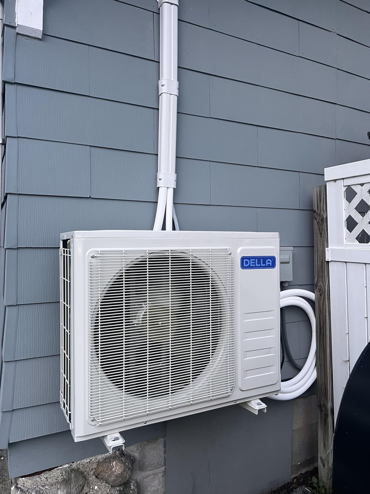 DELLA 18000 BTU Mini Split AC with Soft Airflow, 23 SEER2 230V, Hyper Heat to -13°F, Energy Star, Heat Pump, Up to 1000 Sq. Ft, Smart WiFi Alexa Control, 1.5 Ton Ductless Inverter System, 16.4ft Kit customer photo 1