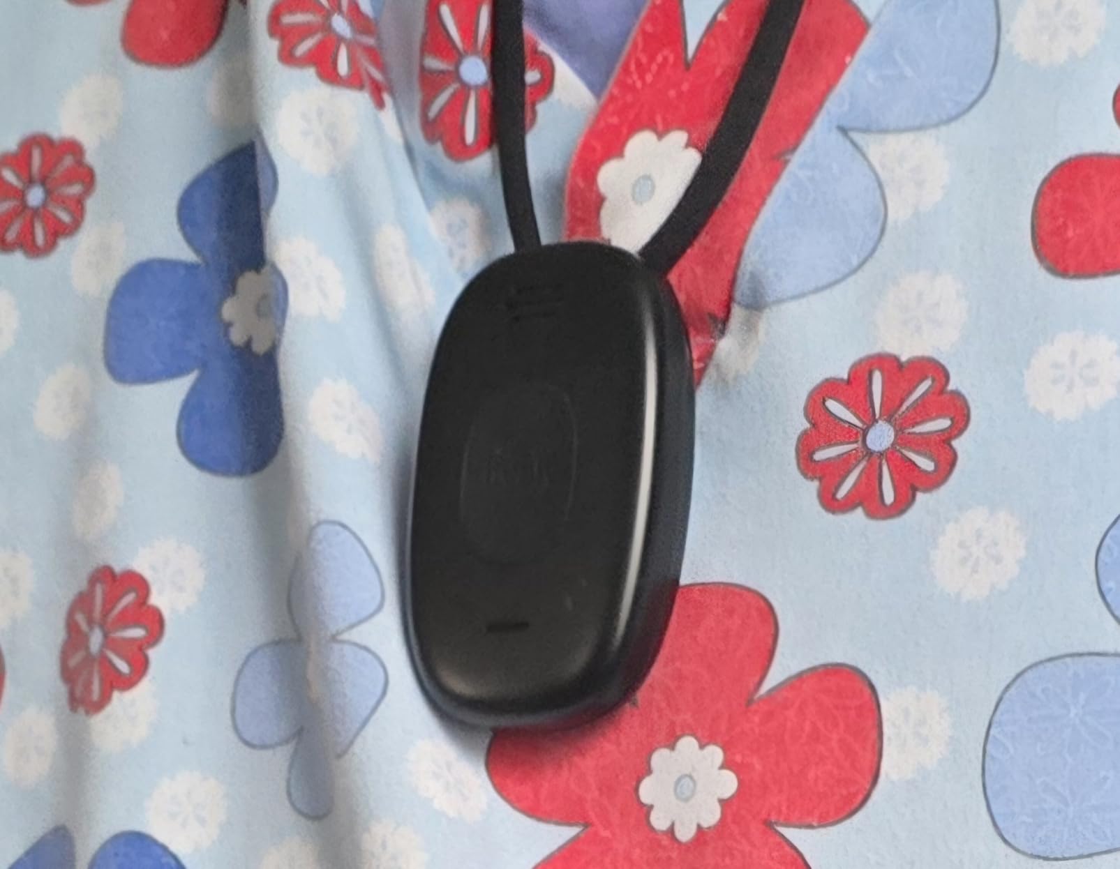 LIVELY Mobile2 Medical Alert Device, Waterproof, Lanyard Included | 24/7 Emergency Help with Optional Fall Detection, Waterproof Design & an Included Lanyard for Greater Independence customer photo 1