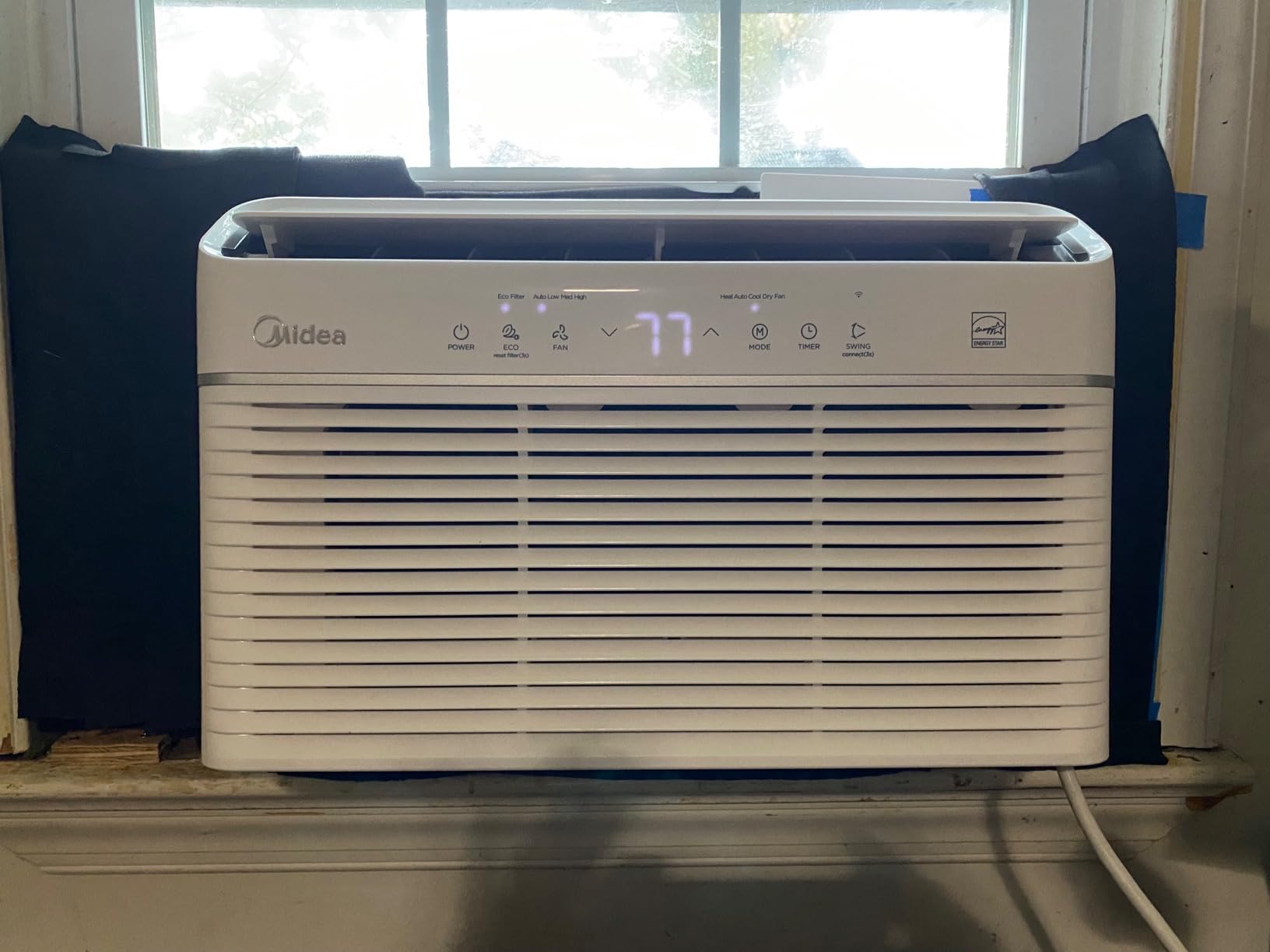 Midea 8,000 BTU Smart Inverter Air Conditioner Window Unit with Heat and Dehumidifier - Cools up to 350 Sq. Ft., Energy Star Rated, Quiet Operation customer photo 1