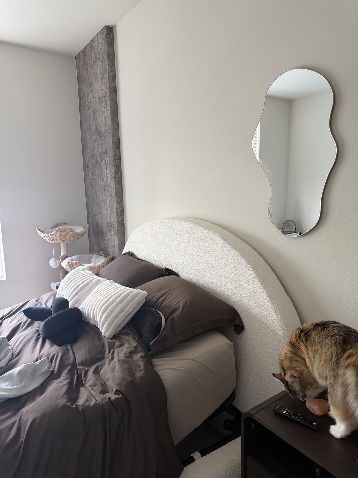 PERFNIQUE Irregular Wall Mirror Asymmetrical Mirror, 28''x17'' Decorative Modern Mirror for Bathroom Bedroom Living Room Entryway, Cloud Frameless, Wall Mounted (28''x17'', Cloud) customer photo 2