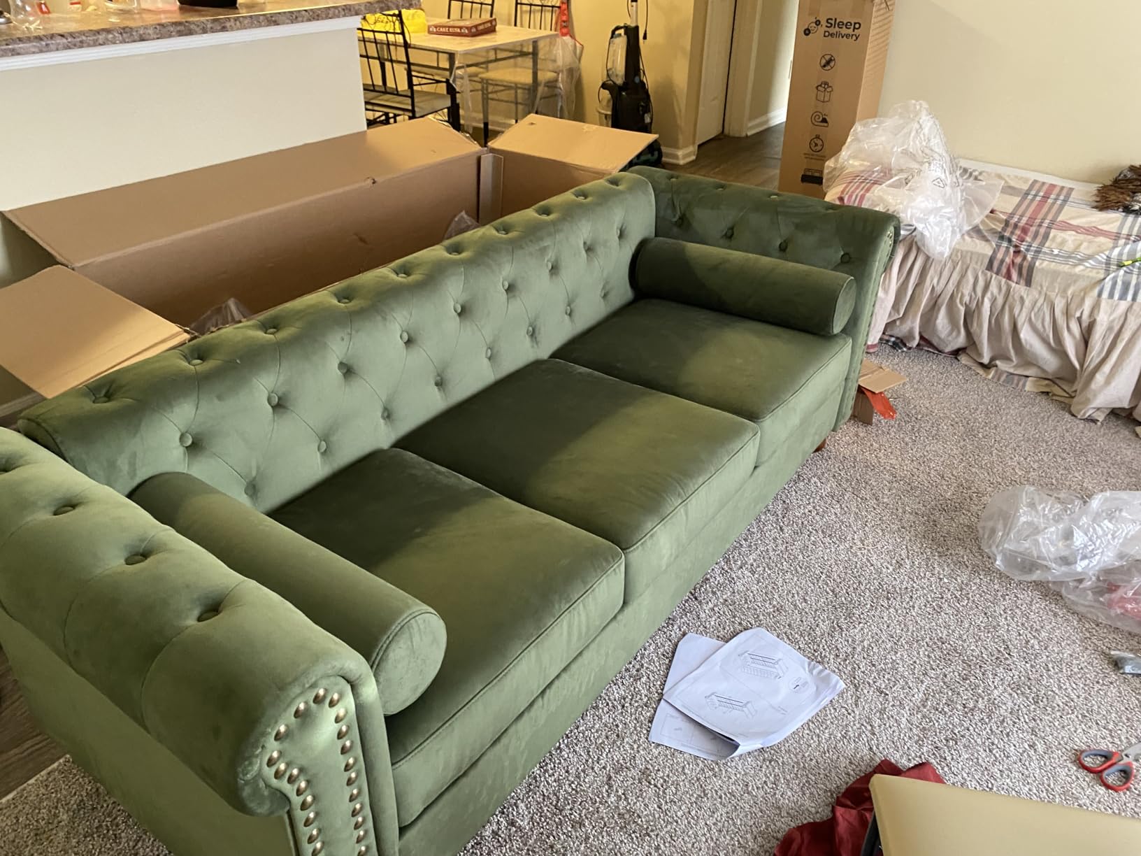 Tufted Velvet Sofa Couch for Living Room, Rolled Arm 3-Seater Sofa Couch with Nailhead Trim and 2 Neck Roll Pillows, Small Apartment Chesterfield Sofa Green customer photo 1