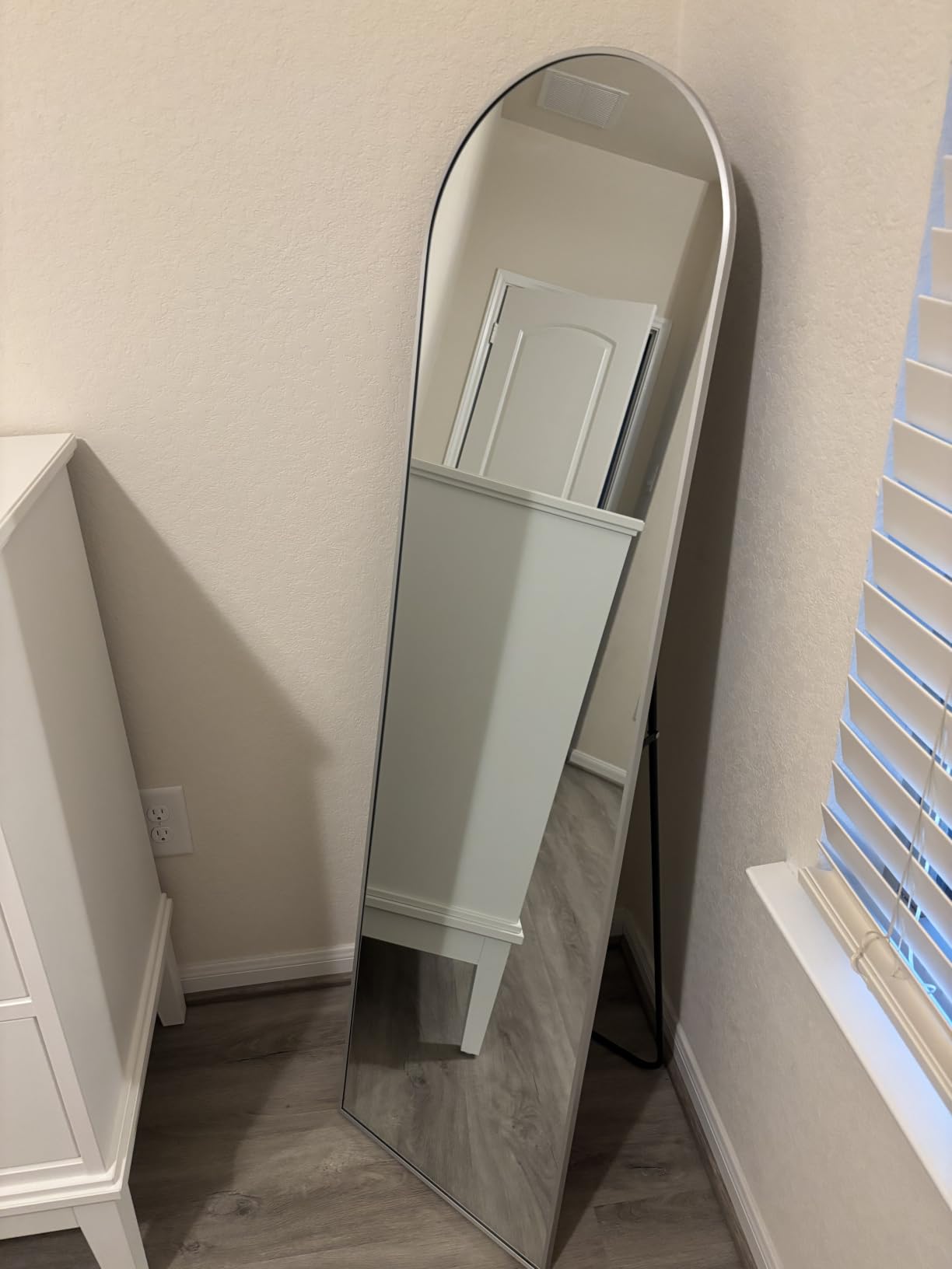 Delma Arched Full Length Mirror with Stand, Black Floor Mirror | Aluminium alloy frame with HD float glass for distortion-free reflection customer photo 1