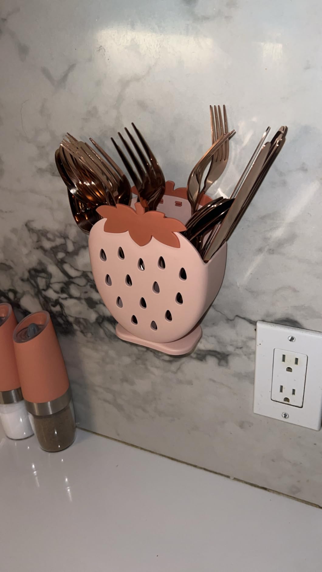 30 Pcs Rose Gold Silverware Set Service for 6, Premium Stainless Steel Flatware Set, Cutlery Utensil Set, Durable Home Kitchen Eating Tableware Set, Include Fork Knife Spoon Set, Dishwasher Safe customer photo 1
