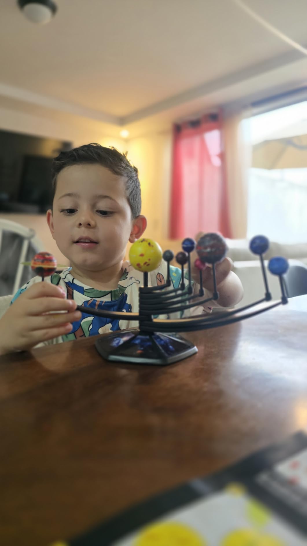National Geographic Glow in the Dark Solar System Model for Kids Ages 8-12 | Build and Paint 3D Planets with Movable Arms, Space Bedroom Decor, Astronomy STEM Project, Birthday Gift customer photo 1