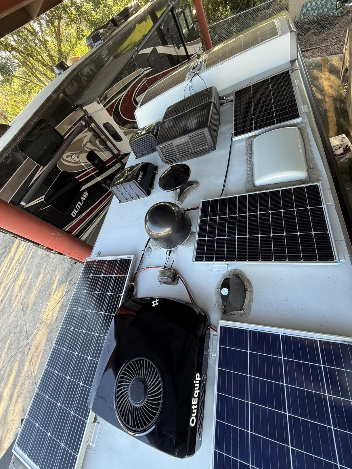 Renogy 100W Solar Panel N-Type, 12V 100 Watt Solar Panel 16BB 25% High-Efficient, N-Type Solar Panels for RV Marine Boat Trailer Camper Rooftop Farm and Other Off-Grid System customer photo 1