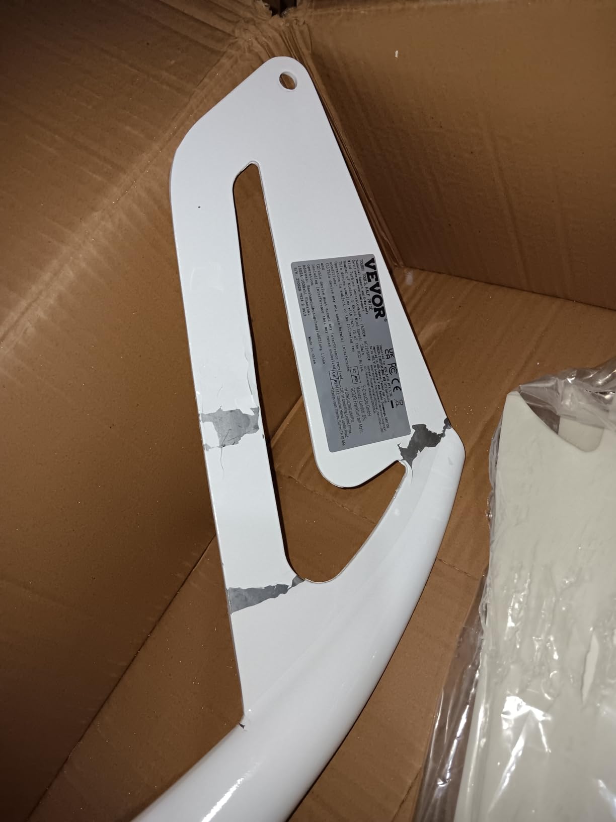 VEVOR 500W Wind Turbine Generator, 12V Wind Turbine Kit, 5-Blade Wind Power Generator with MPPT Controller, Adjustable Windward Direction & 2.5m/s Start Wind Speed, Suitable for Home, Farm, RVs, Boats customer photo 2