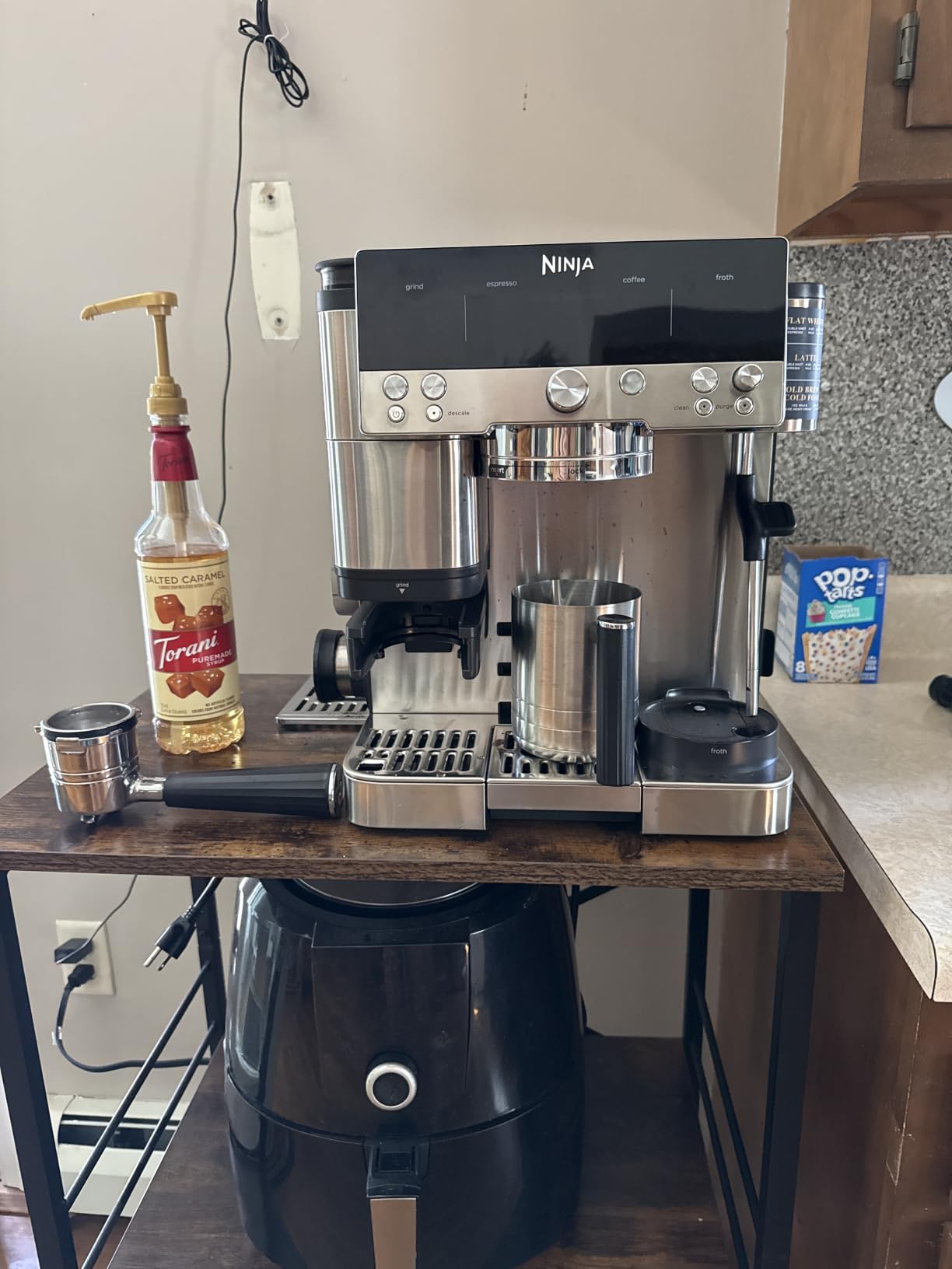Ninja Luxe Café Premier 3-in-1 Espresso Machine, Drip Coffee, & Cold Brew | Built-in Grinder, Hands-Free Milk Frother, and Assisted Tamper for Cappuccinos & Lattes, Stainless Steel, ES601 customer photo 1