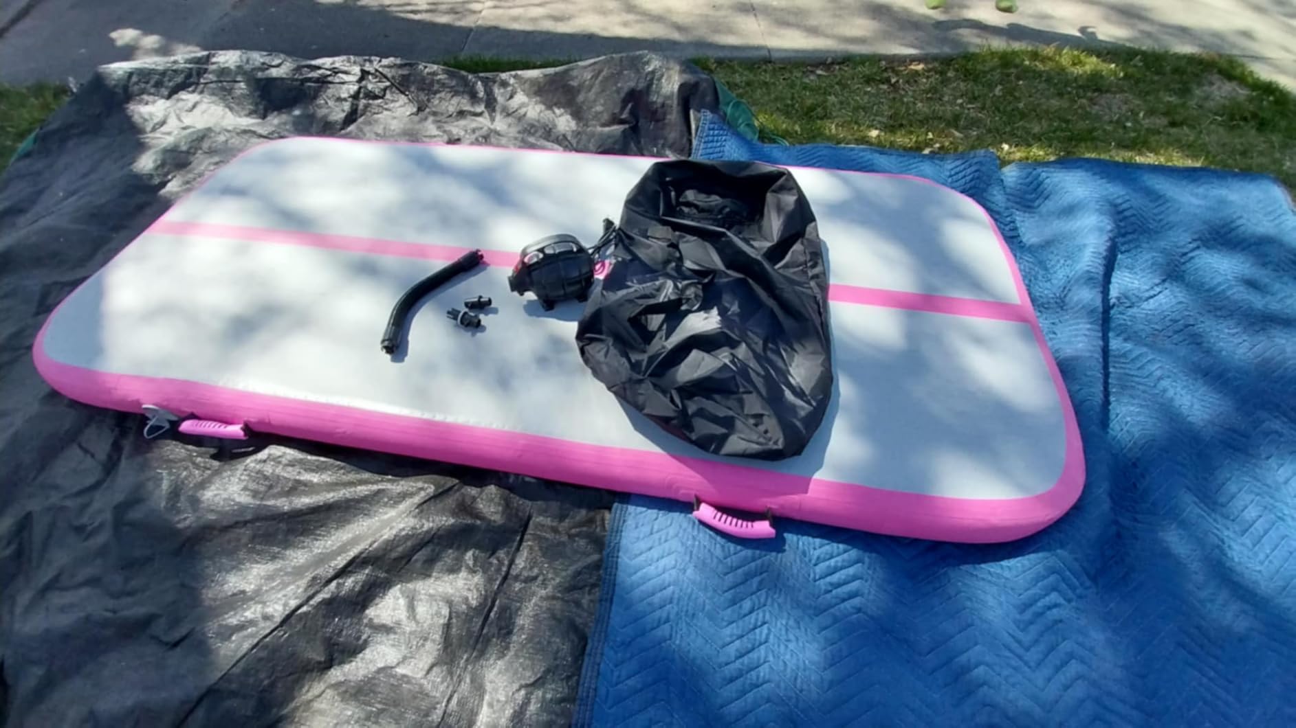 Air Gymnastics Tumbling Mat, 6.6ft/10ft/13ft/16ft/20ft Inflatable Track Mat for Home/Outdoor Training, 4/8 inch Thick Gym Mat with Electric Pump for Kids & Adults customer photo 2