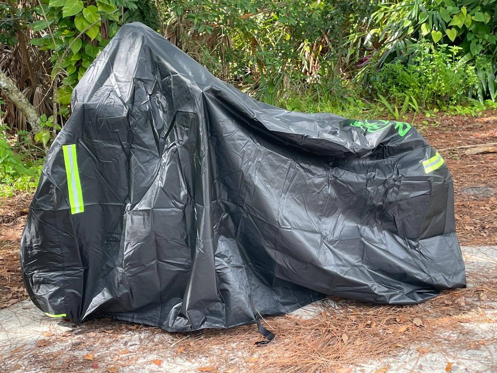 Zacro 420D Heavy Duty Motorcycle Cover, Waterproof Outdoor All Weather UV Dust Snow Proof, Universal Fit for Harley Honda Yamaha Suzuki Scooter Dirt Bike | All Weather UV, Dust & Snow Protection, Fits Harley, Honda, Yamaha, Suzuki, Scooters and Dirt Bikes customer photo 2