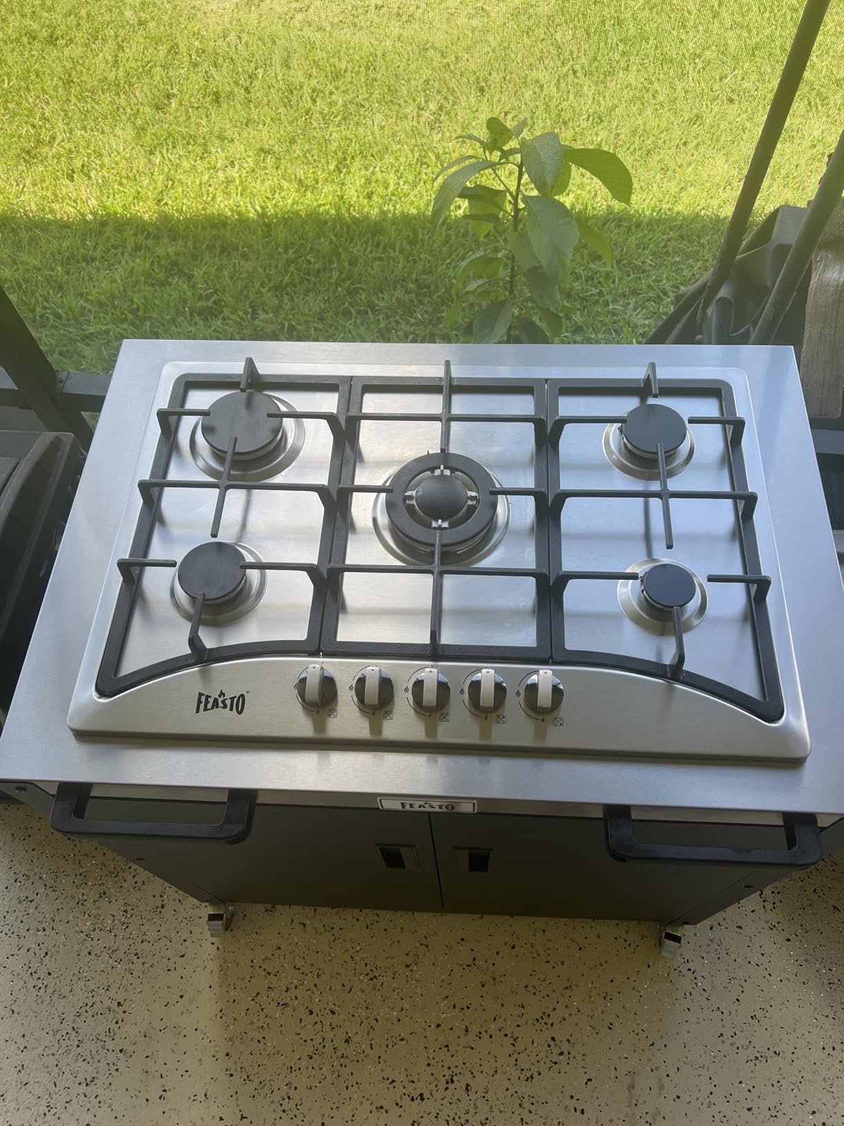 Feasto Outdoor Kitchen Island with Propane Gas Stove and Storage Cabinet, 35-Inch Outdoor Cooking Station with 304 Stainless Steel Top & Lockable Wheels for Backyard Patio, Black & Silver customer photo 2