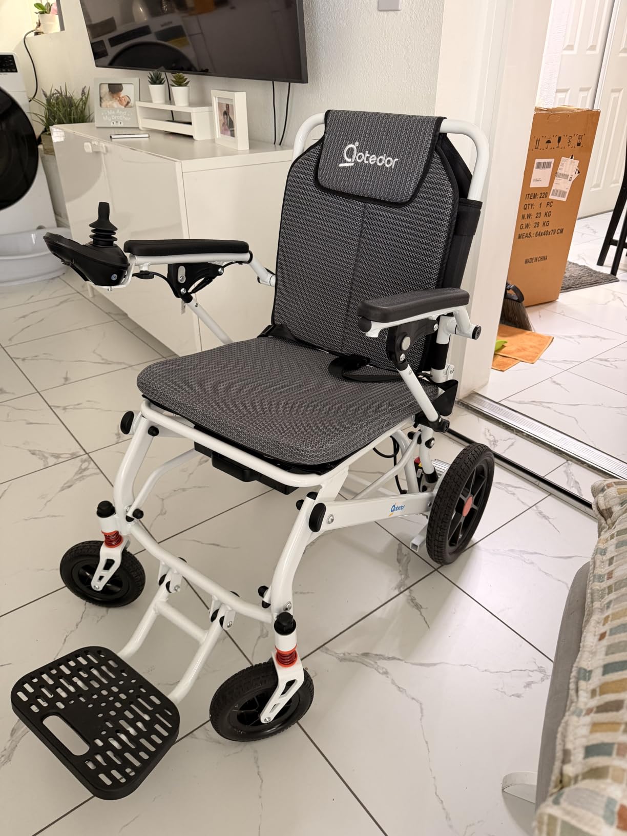 Aotedor Electric Wheelchairs for Adults, 22 Miles Long Travel Range with 2 Lithium Batteries All Terrain Power Wheelchair, Ultra Lightweight 39Lbs Folding Compact Motorized Wheelchair, Airline Approved customer photo 1