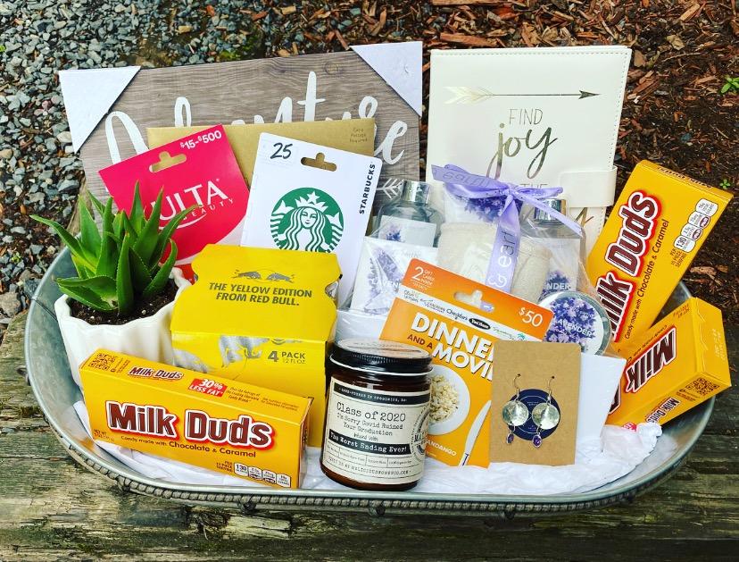 BODY & EARTH Spa Gift Baskets for Women 11pcs Lavender Gift Sets with Bubble Bath, Shower Gel, Body Lotion, Mom Birthday Gifts, Spa Kit, Purple Gift for Her, Christmas gifts customer photo 1