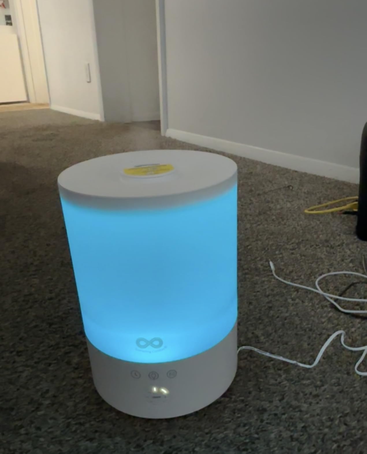 Everlasting Comfort 2.5L Top Fill Humidifier for Bedroom - 28dB Ultra-Quiet, Easy to Fill & Clean, 24HR Runtime, Night Light, Timer, Ultrasonic Cool Mist, Auto Shut-Off for Indoor Use customer photo 1
