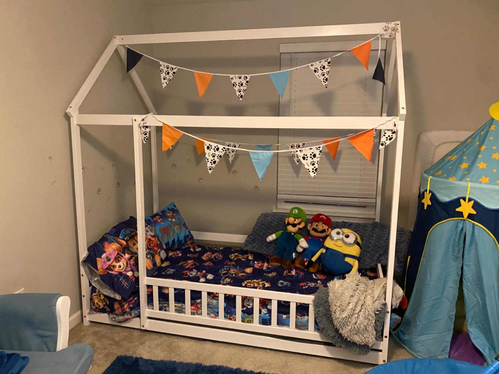 KOMFOTT Twin Size Floor House Bed, Wooden Montessori Bed with Roof & Full-Length Safety Guardrail, Floor Playhouse Bed Frame for Kids, Girls, Boys (Grey) customer photo 2