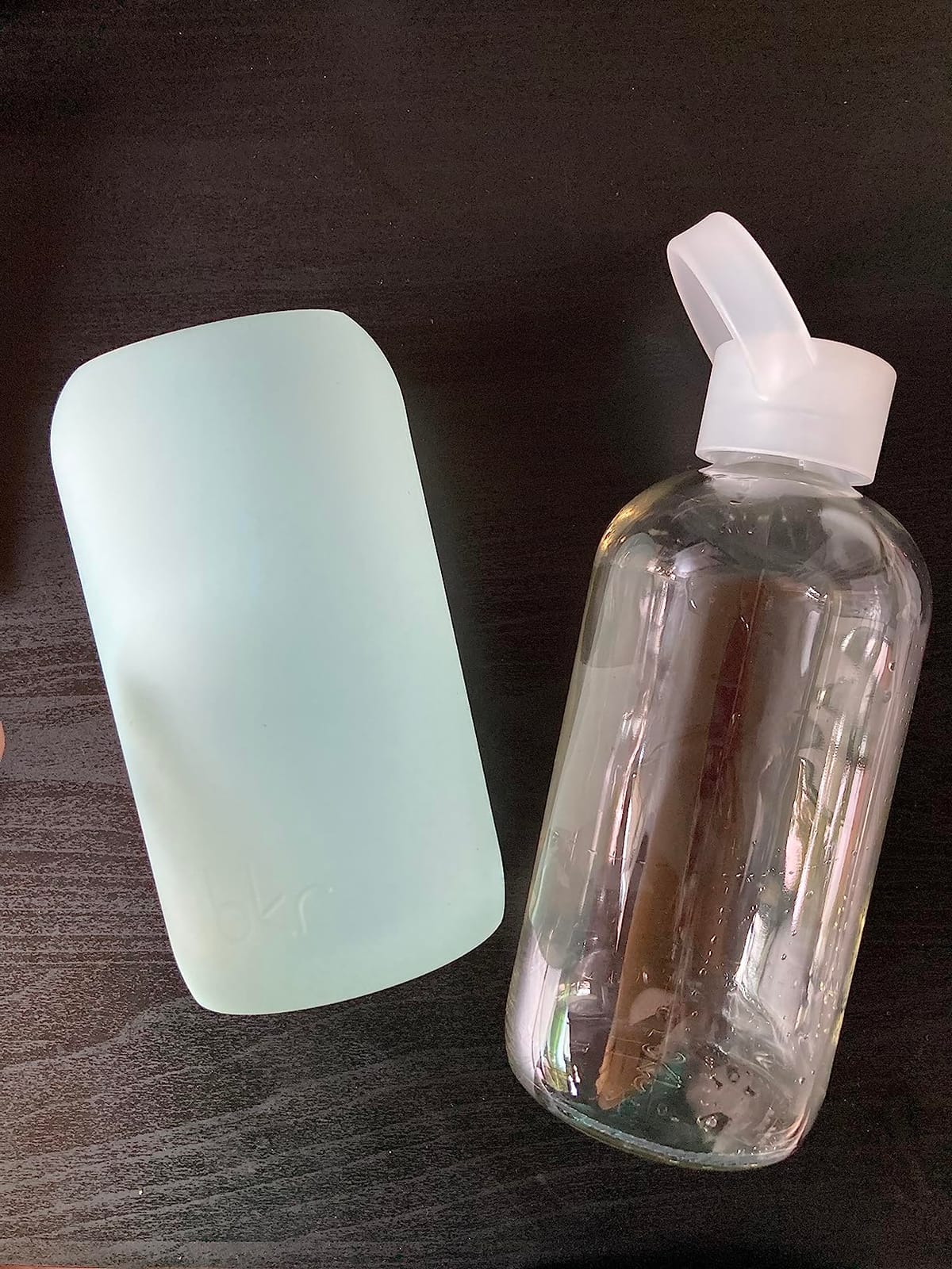 bkr - Little Smooth - Reusable Glass Water Bottle - 16oz - Fits in Cup Holder - Leakproof, BPA Free, Removable Silicone Sleeve customer photo 2
