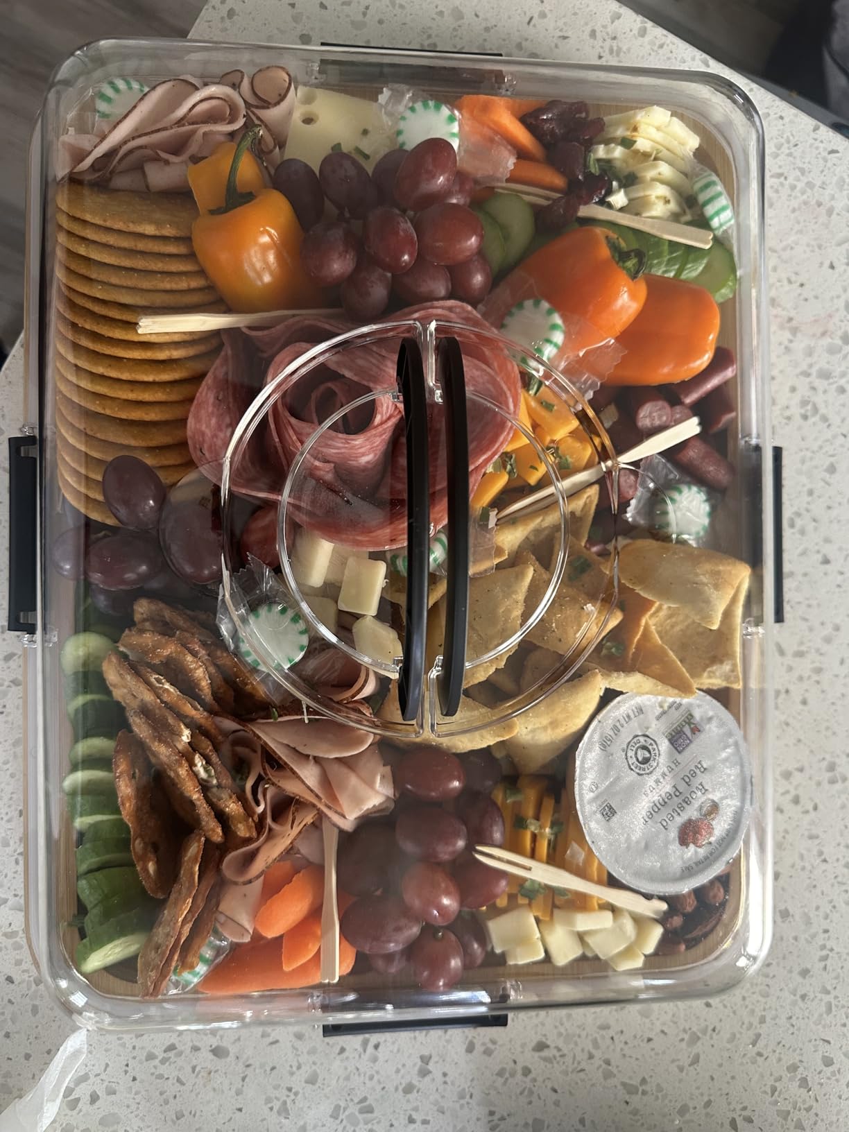Renmxj Portable Charcuterie Boards with Lid, Cheese, Veggie & Snack Tray | Clear Lid Keeps Food Fresh, Travel Portable Board for Kitchen, Picnic and Party, House Warming Gifts New Home customer photo 1