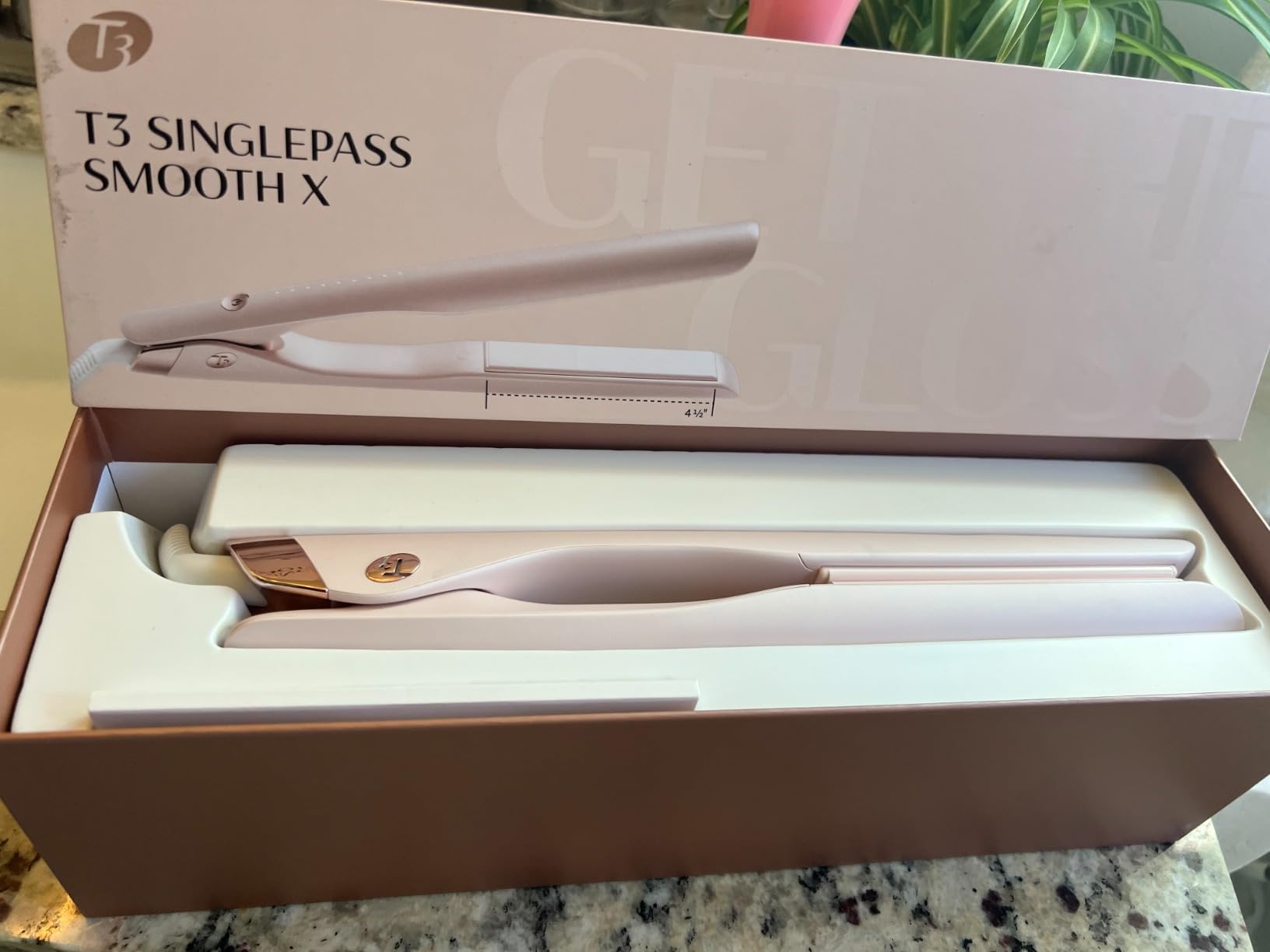 T3 SinglePass Smooth X Flat Iron, Professional Hair Straightener for Women with Extra-Long Korean Ceramic Plates & 9 Heat Settings for Straightening, Curling & Waving Fine to Thick Hair customer photo 2