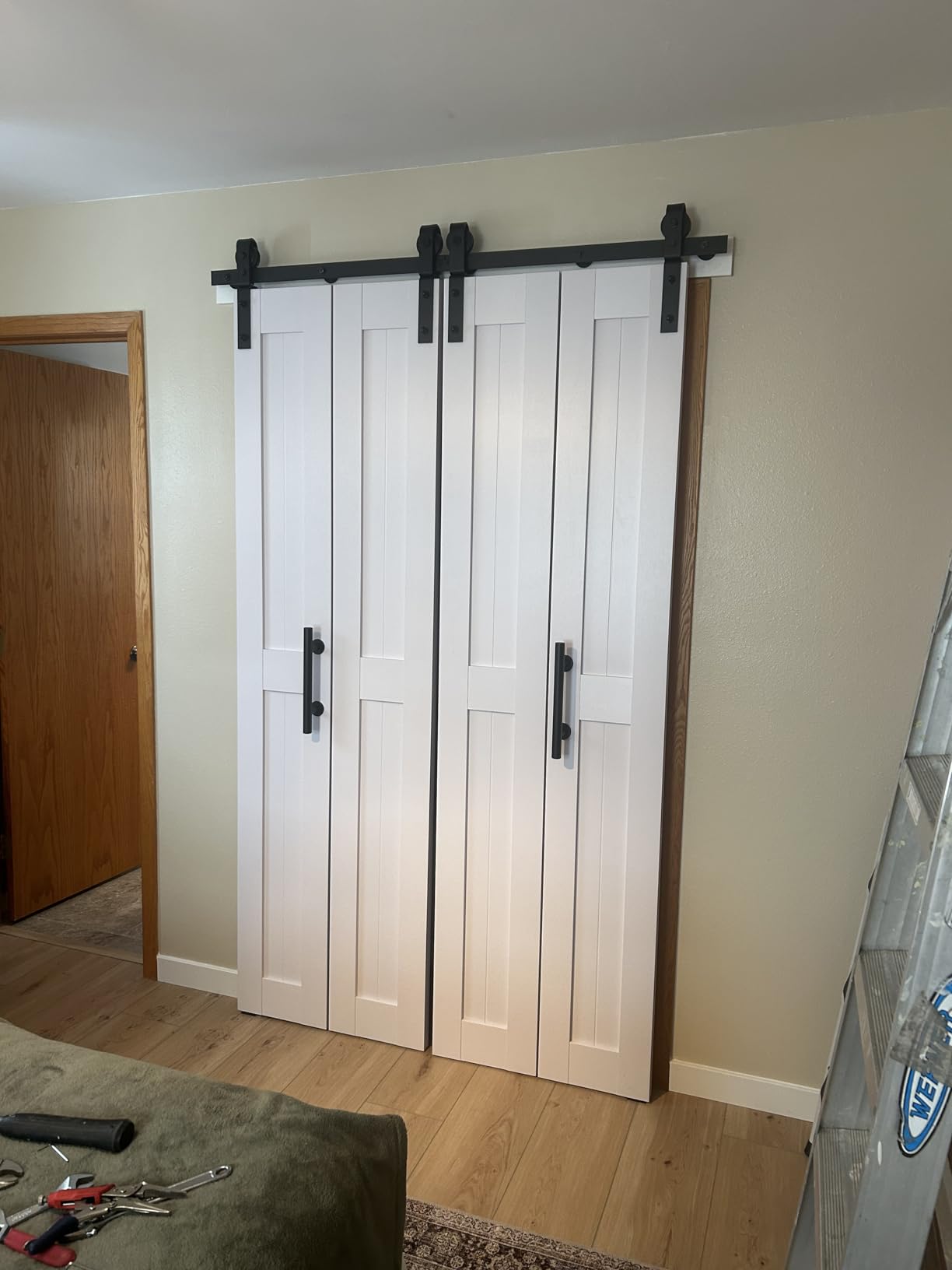 SMARTSTANDARD Bifold Barn Door 56