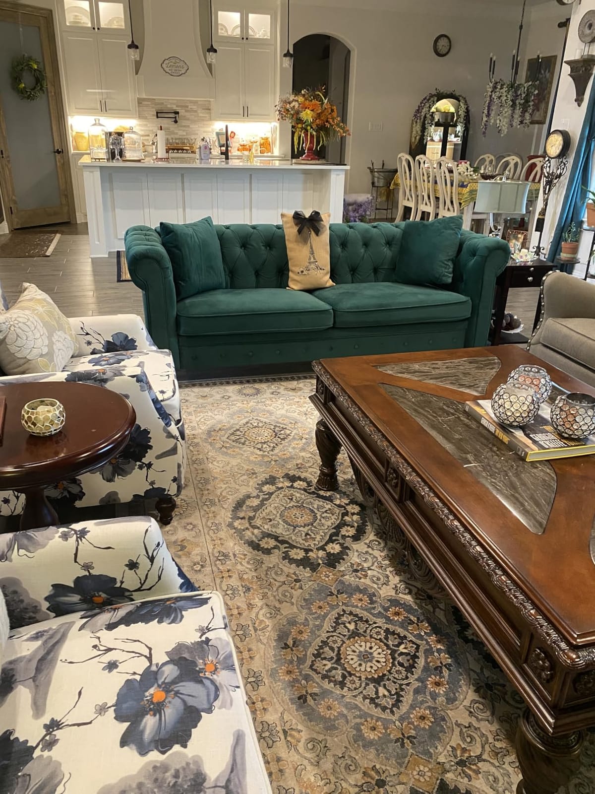ONBRILL 82 Inch Chesterfield Sofa, 23 Inch Deep Seat Velvet Couch for Living Room, Button Tufted Couch with Rolled Arms, 2 Throw Pillows, Comfy Vintage Loveseat Sofa for Apartment, Black customer photo 1