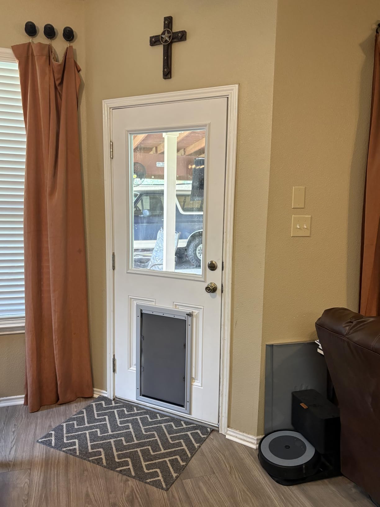 [Petoasis] 3-Flaps Heavy-Duty Dog Door for Wall, Rustproof Aluminum Frame | Energy-Efficient, Thick Flaps Block Wind Snow Rain Intrusion in Extreme Weather (Silvery White, Large for Wall) customer photo 1
