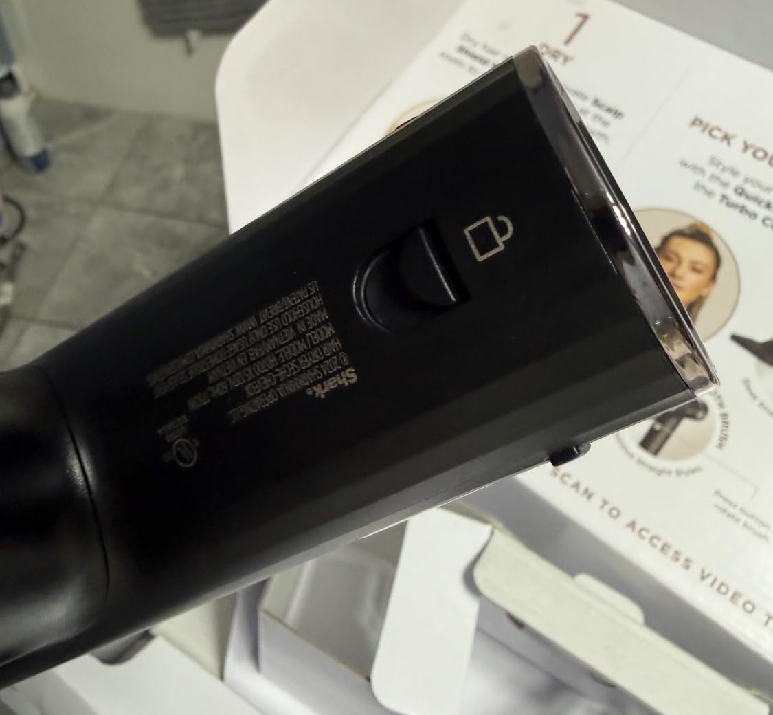 Shark SpeedStyle Pro Professional Performance High-Velocity Hair Dryer System with Scalp Shield and IQ Speed Styling & Drying Suite, Straight and Wavy Hair, Lightweight, Ionic, No Heat Damage, HD731 customer photo 1