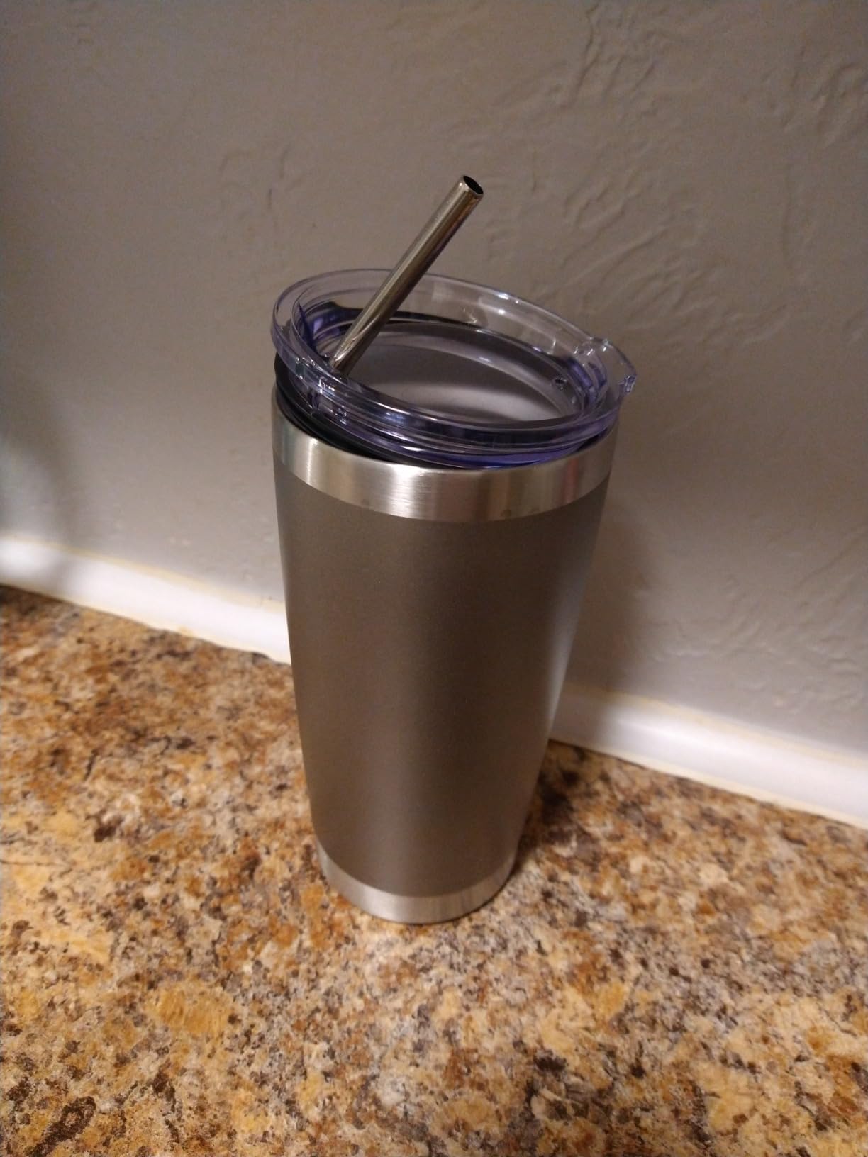 Volhoply 20oz Stainless Steel Tumbler with Lid and Straw Bulk 4 Pack, Double Wall Insulated Travel Iced Coffee Mug Fits Cup holder, Powder Coated Cups for Hot/Cold Drinks, Gifts for Women (Assorted, 4 Set) customer photo 1