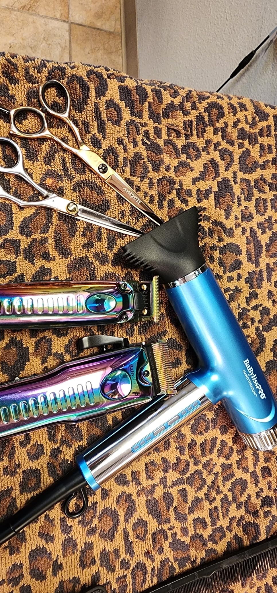 BaBylissPRO Nano Titanium Professional Nano Light Ionic Dual-Voltage Lightweight Hair Dryer customer photo 1