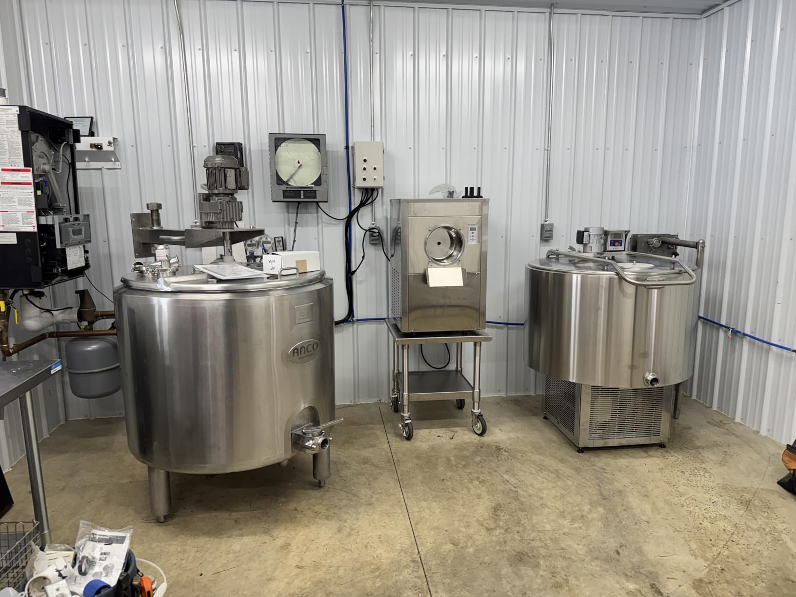 Commercial Hard Ice Cream Maker Machine 1400W 110V 3 to 4 Gallons Per Hour Gelato Ice Cream Machine with Auto Clean LED Panel Perfect for Snack Bar Restaurants customer photo 1