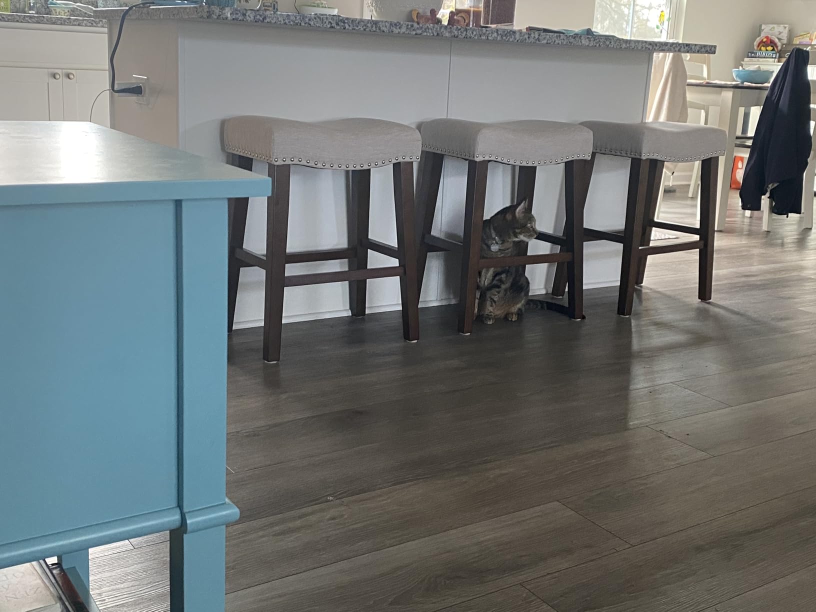 PrimeZone 26 Inch Solid Wood Saddle Backless Bar Stools Set of 2, Beige | Counter Height Barstools with Footrest & Nailhead Trim, Modern Farmhouse Upholstered Linen Counter Stools for Kitchen Island customer photo 1