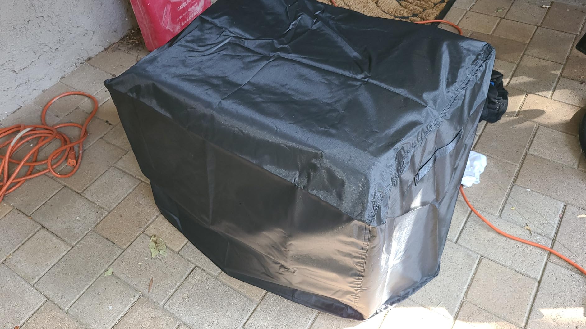 Generator Cover for 5000-10000W, 32 x 24 x 24 Inch, Black | Waterproof, Heavy Duty 600D Oxford, Triple-stitched seams, Seam-taped seams, All Weather Protection customer photo 2