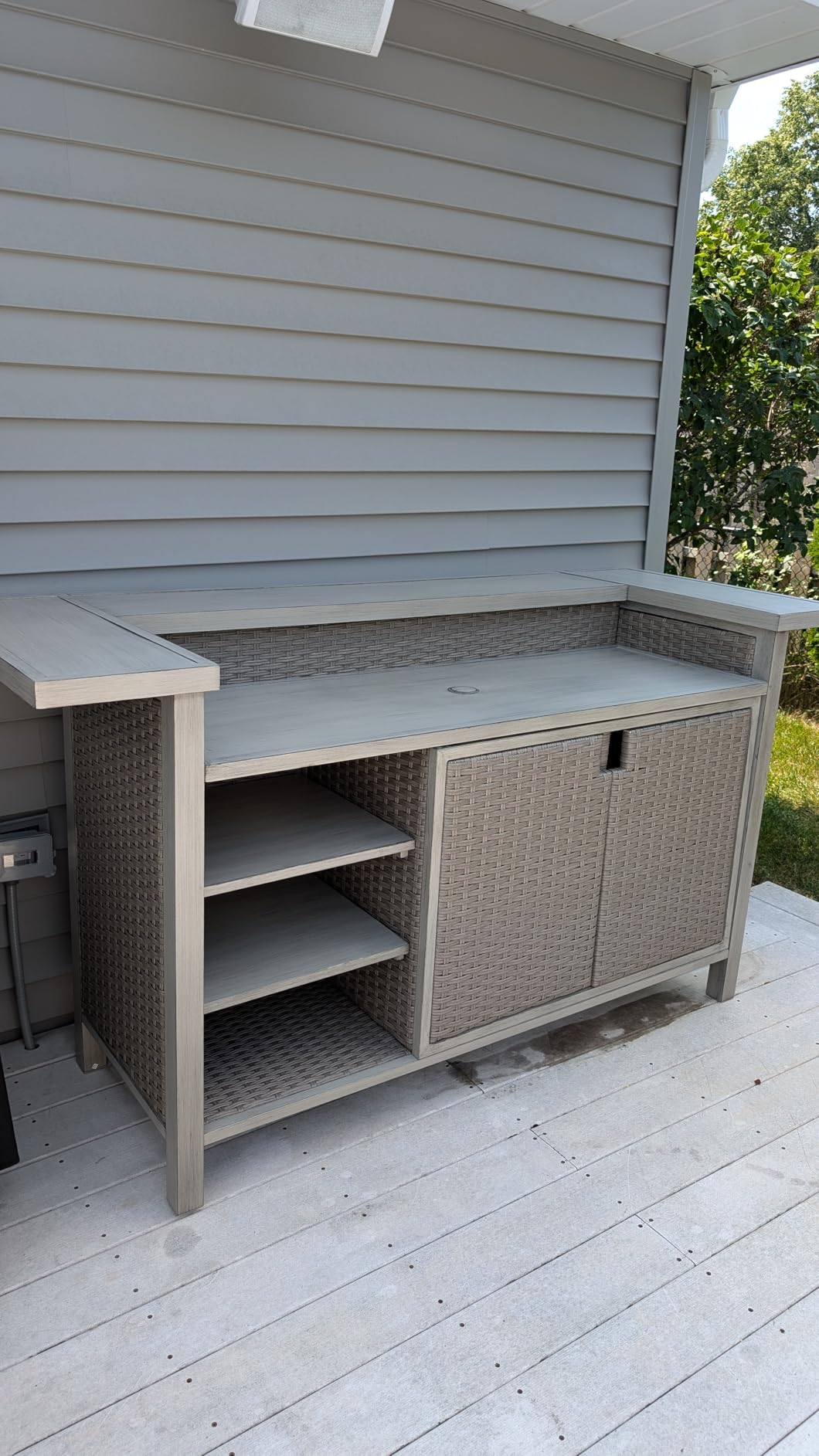 Domi Outdoor Home Bar Unit, All-Weather Wicker and Aluminum Frame Farmhouse Bar Furniture with Storage, Waterproof Rattan Buffet Table customer photo 1