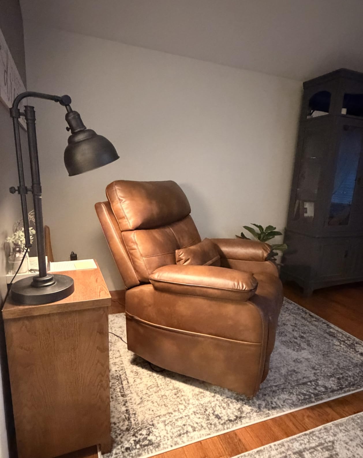Dual Motor Power Lift Recliner Chair for Adult & Elderly, Leather, Brown | Infinite Position Lay Flat Lift Chair with Heat & Massage, Cup Holder, Lumbar Pillow, Wireless Charger, USB Ports customer photo 2