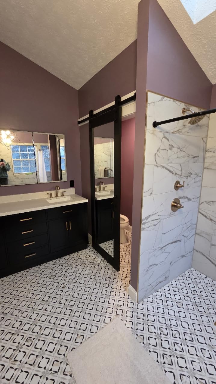 BARNSMITH 36in x 84in Mirror Barn Door with 6.6FT Sliding Door Hardware Kit Included, 1 Lites Full Length, Solid Wood Water-Proof PVC Surface, No Assembly Required, Black customer photo 2