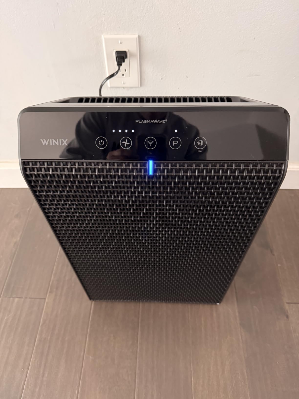 WINIX 5520 Air Purifier for Home Large Room Up to 1882 Ft² in 1 Hr With Air Quality Monitor, True HEPA, High Deodorization Carbon Filter and Auto Mode, Captures Pet Allergies, Smoke, Dust. customer photo 2