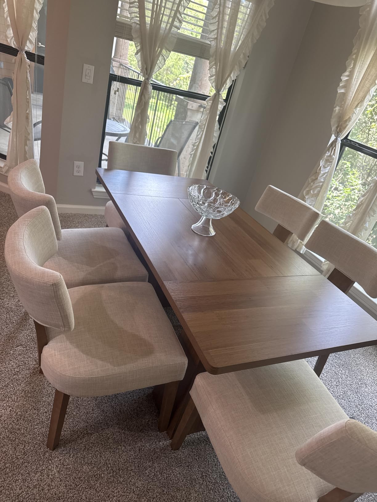 LITTLE TREE Dining Table for 6 People, Wooden Rectangle Table with Heavy Duty Legs, Light Brown customer photo 2