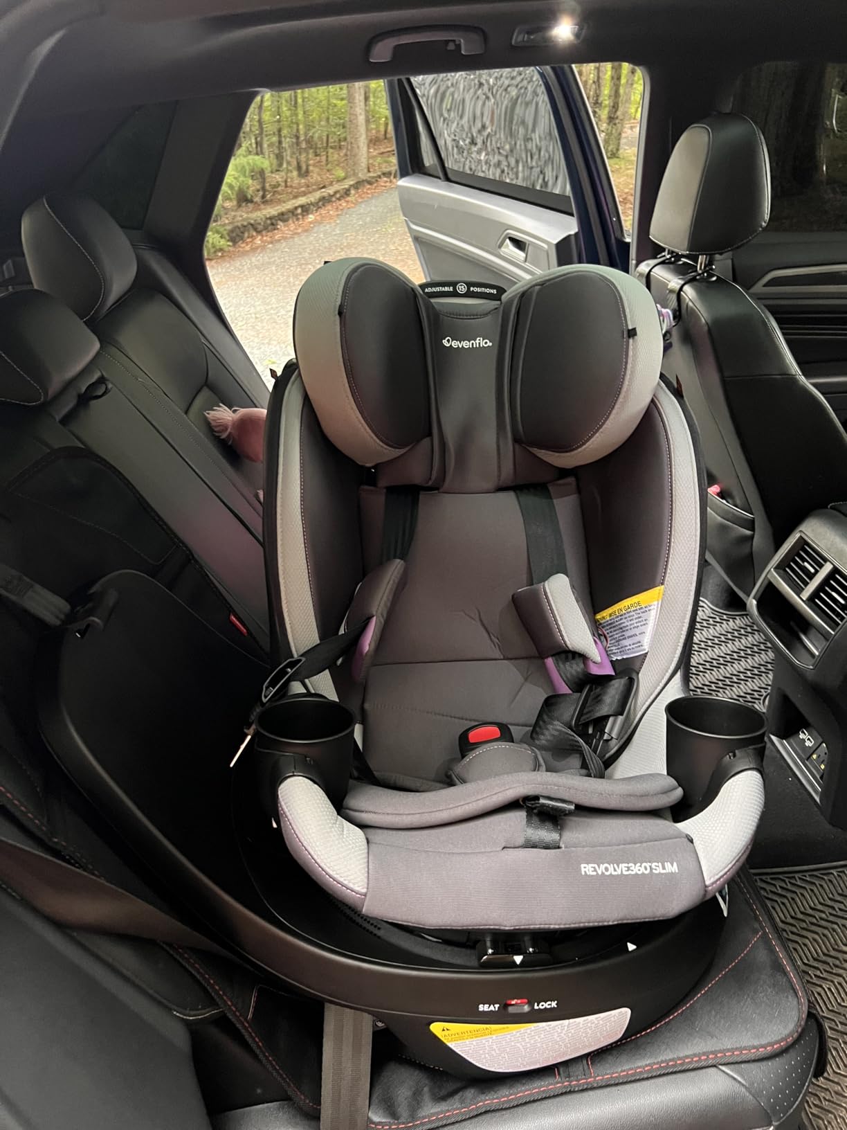Evenflo Revolve360 Slim 2-in-1 Rotating Car Seat | with Quick Clean Cover, Rear-Facing and Forward-Facing Modes, Infant-6 Years, 4-65 lbs (Salem Black) customer photo 2