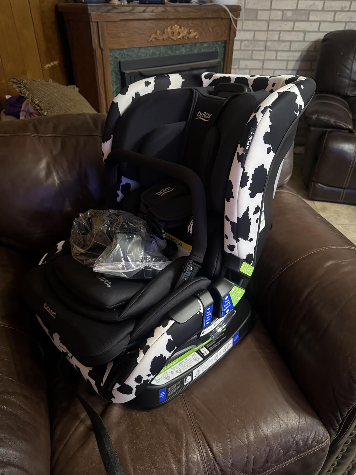 Britax Poplar S Convertible Car Seat, 2-in-1 Car Seat with Slim 17-Inch Design, ClickTight Technology, Sand Onyx customer photo 1