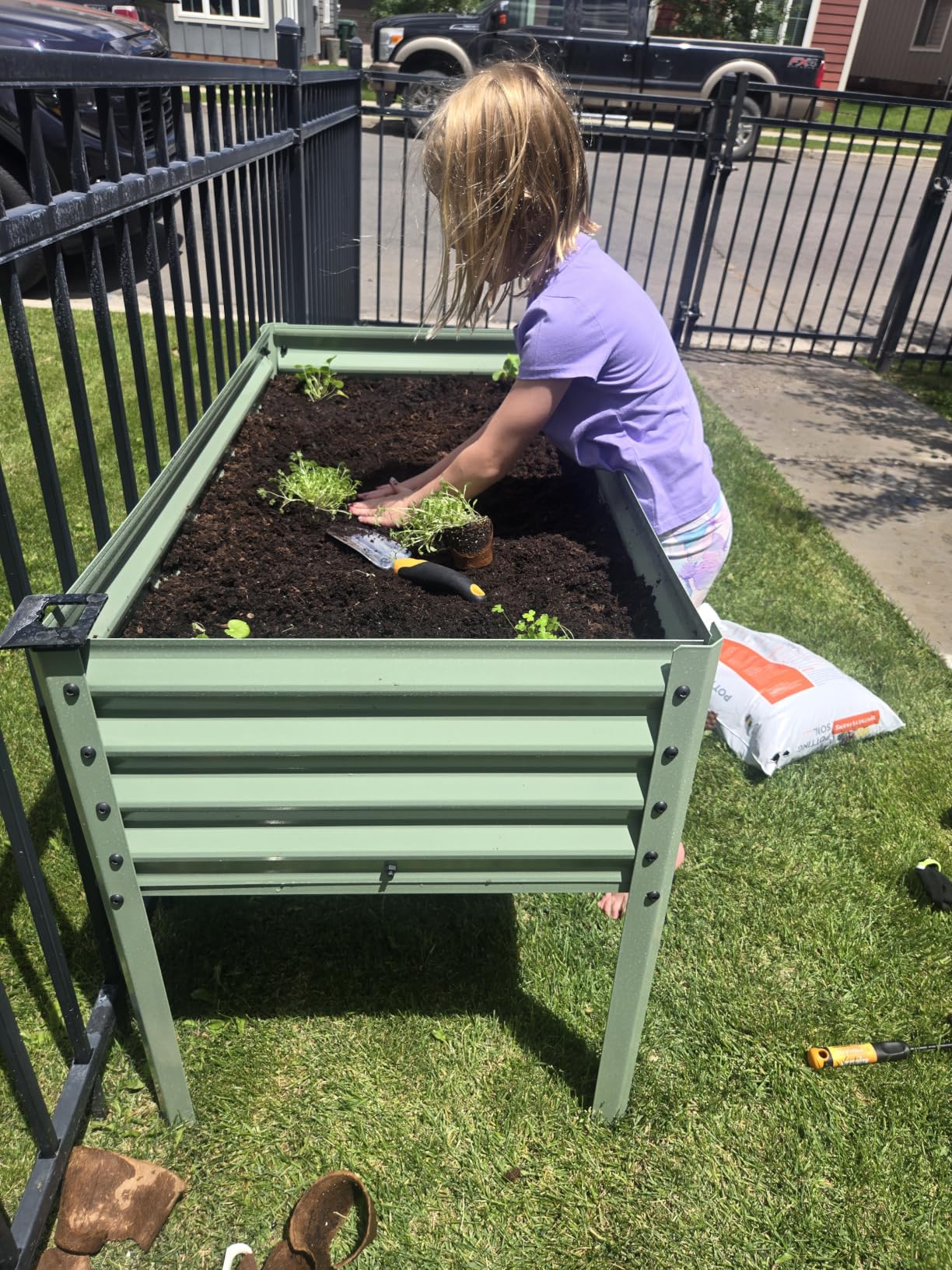 Best Choice Products 48x24x30in Galvanized Raised Garden Bed, Metal Elevated Planter Box, Vegetable Garden for Backyard, Patio, Balcony, 100% Non Toxic Materials - Sage Green customer photo 1