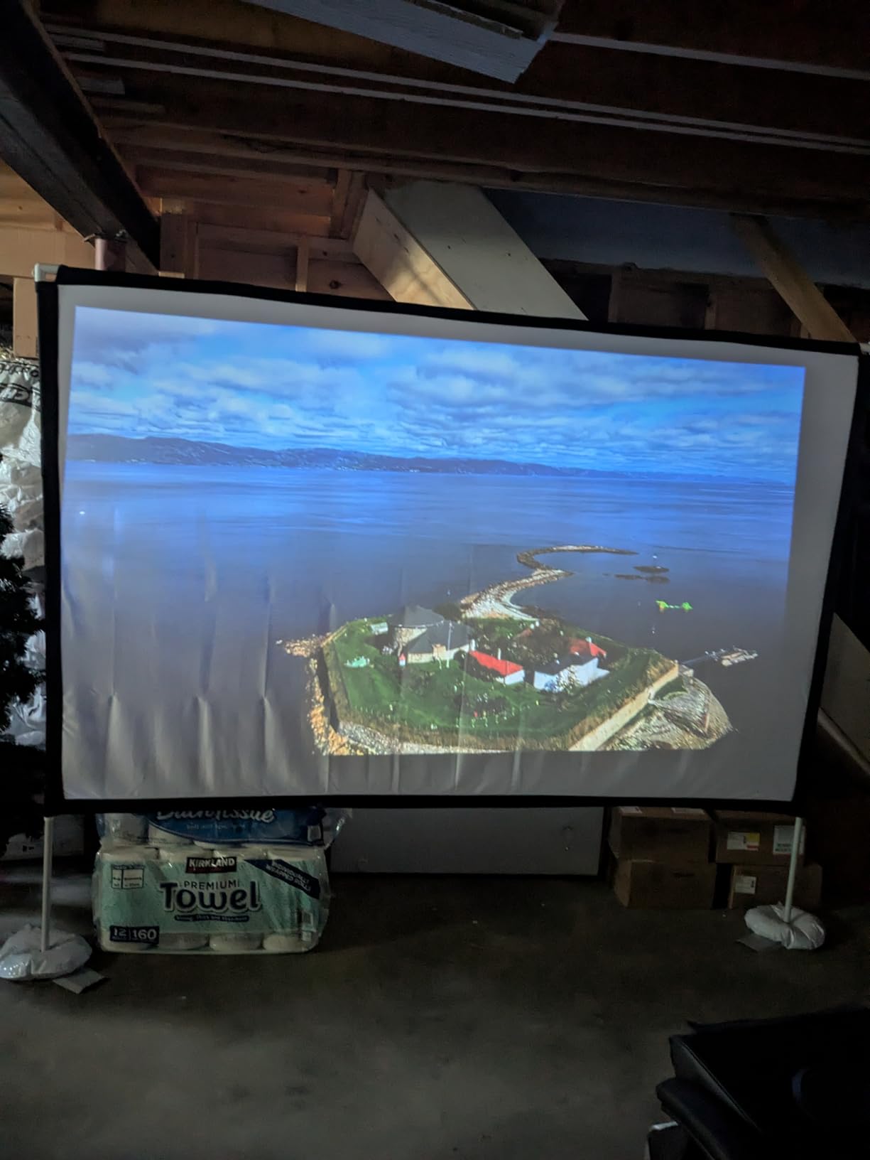 Outdoor Projector Screen with Stand 100 Inch: Portable Projection Screen 16:10 4K HD Outdoor Movie Screen with Carry Bag for Home Backyard Theater customer photo 2
