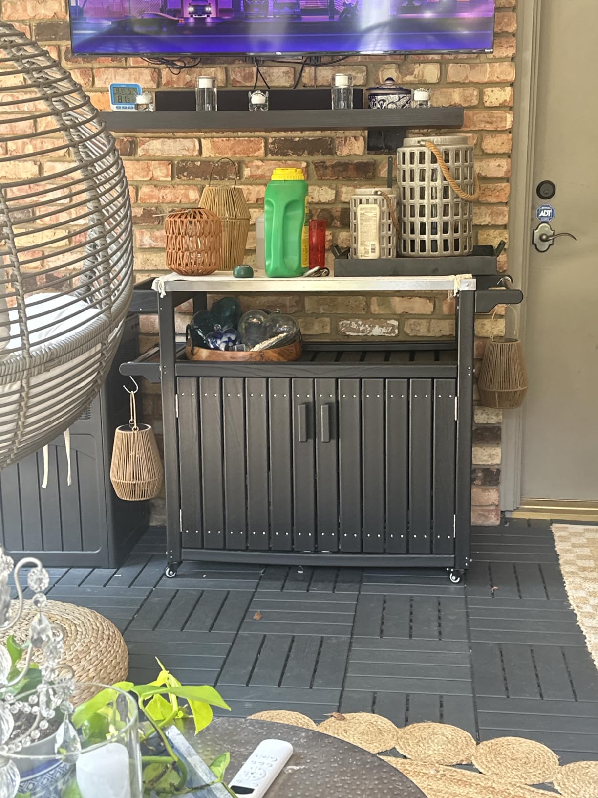 Outsunny Outdoor Bar Cart with Storage Cabinet, Stainless Steel Top Kitchen Island on Wheels, HDPE Outdoor Bar Table customer photo 2