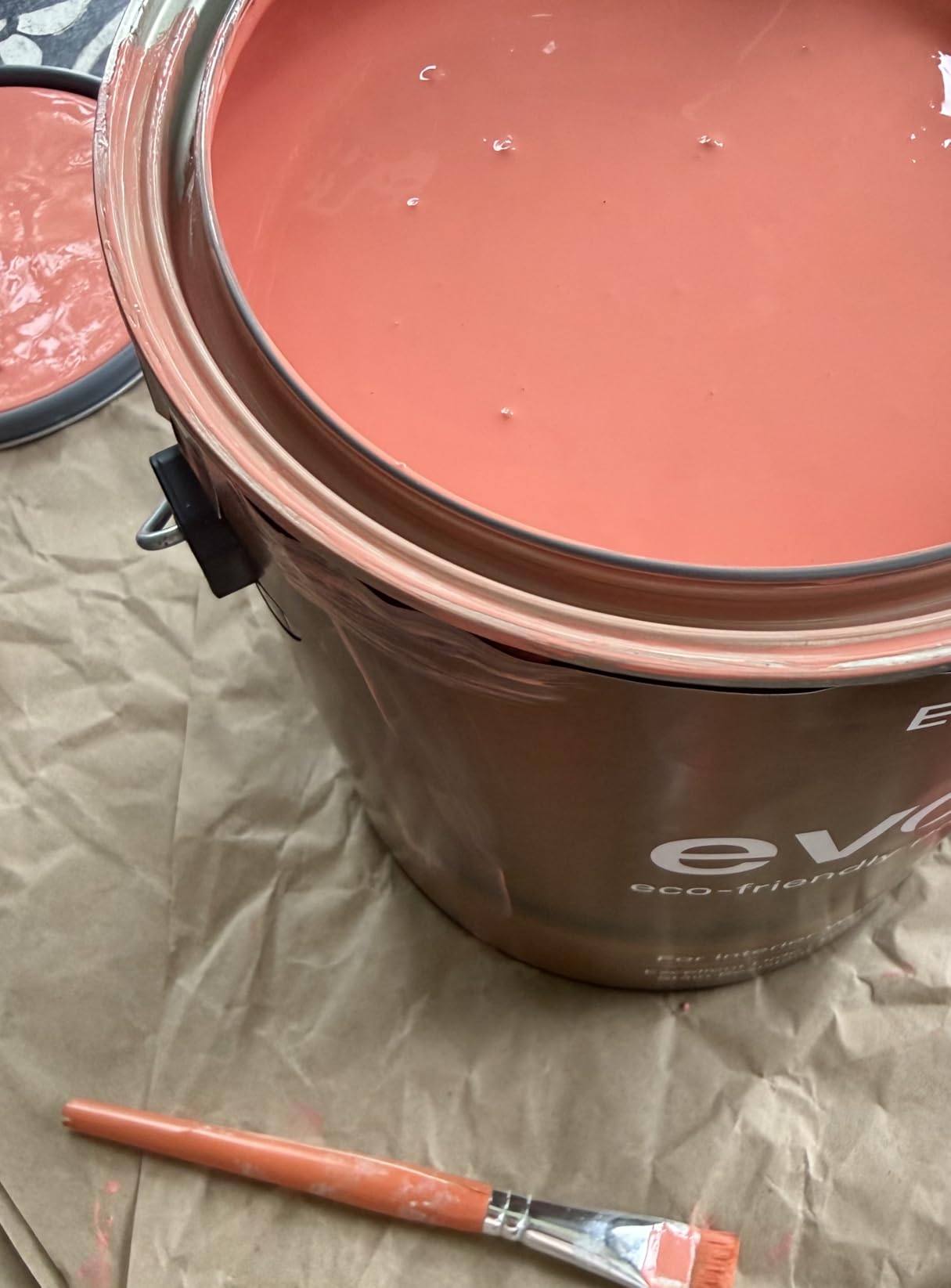 EVOLVE Interior Paint & Primer, Eggshell (Alabaster White), 1 Gallon customer photo 1